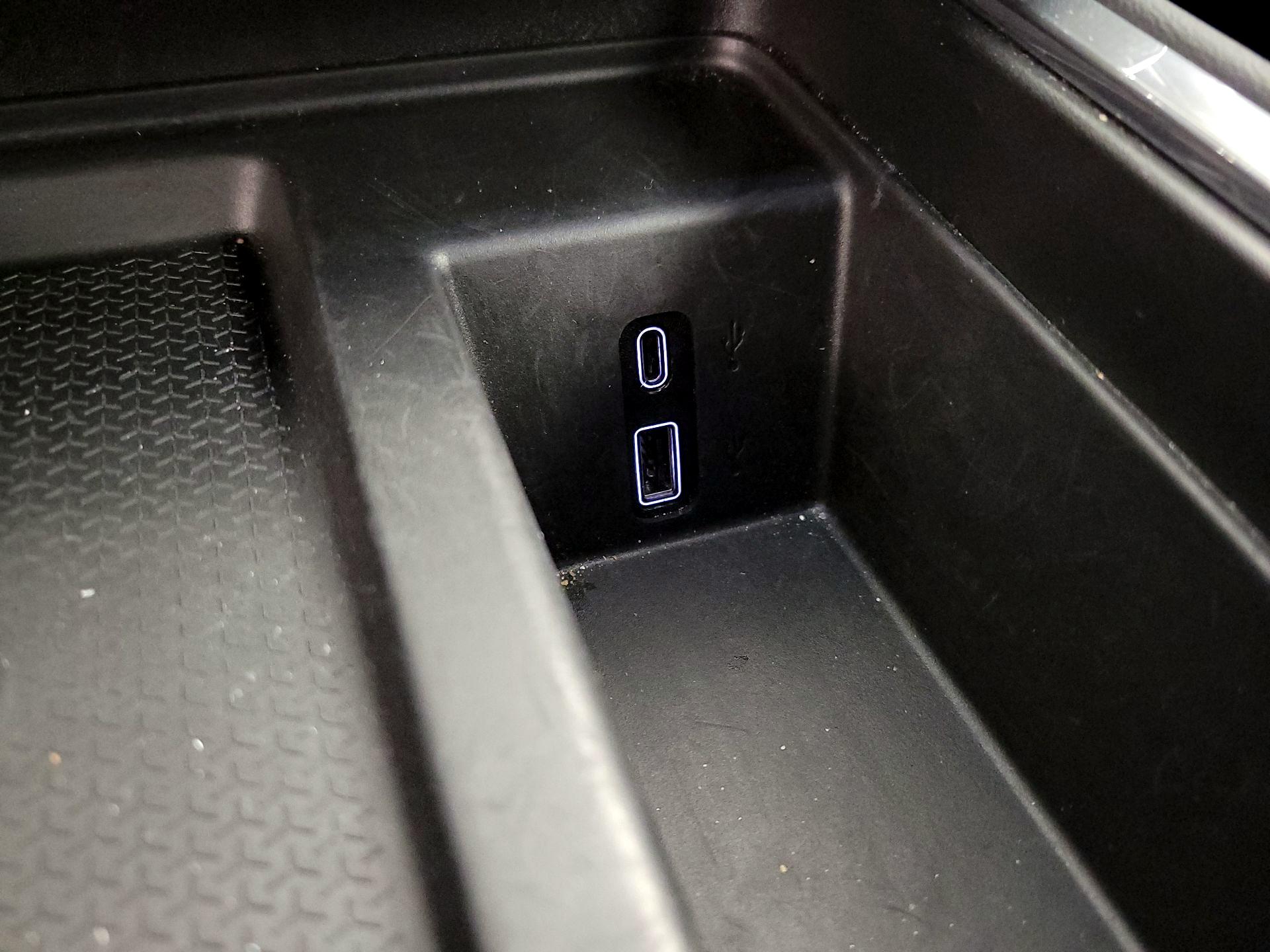 Thumbnail: 2025 GMC Acadia - 19