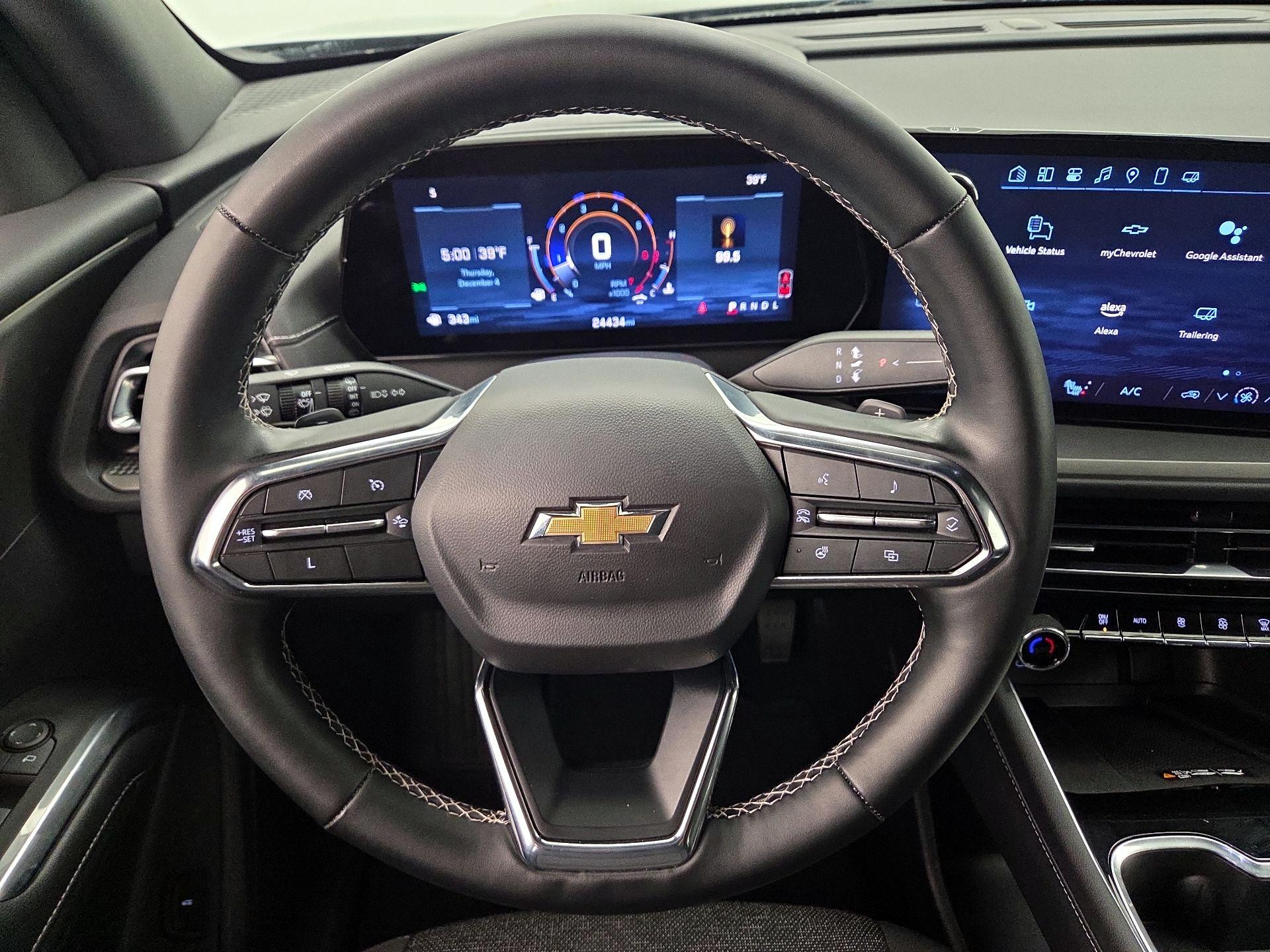 Thumbnail: 2025 Chevrolet Traverse - 10