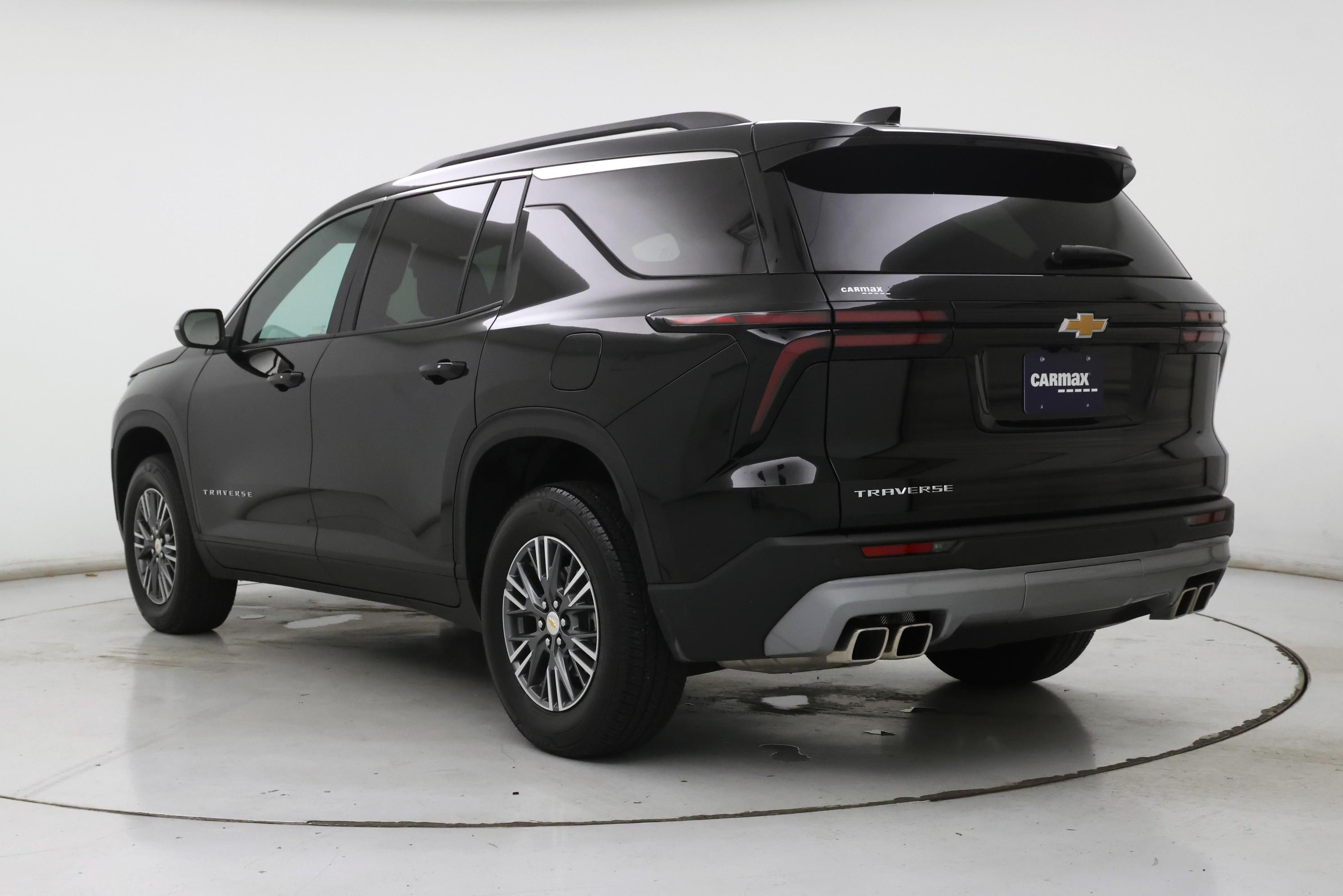Thumbnail: 2025 Chevrolet Traverse - 2