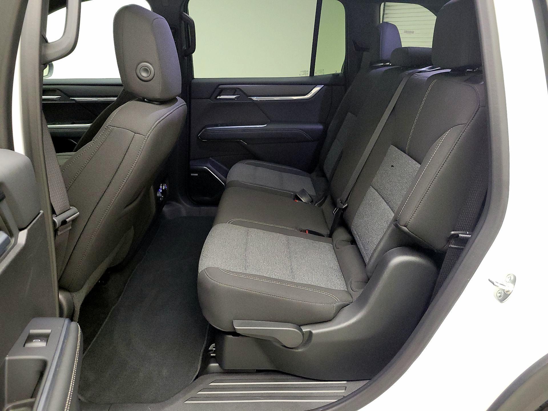 Thumbnail: 2025 GMC Acadia - 20