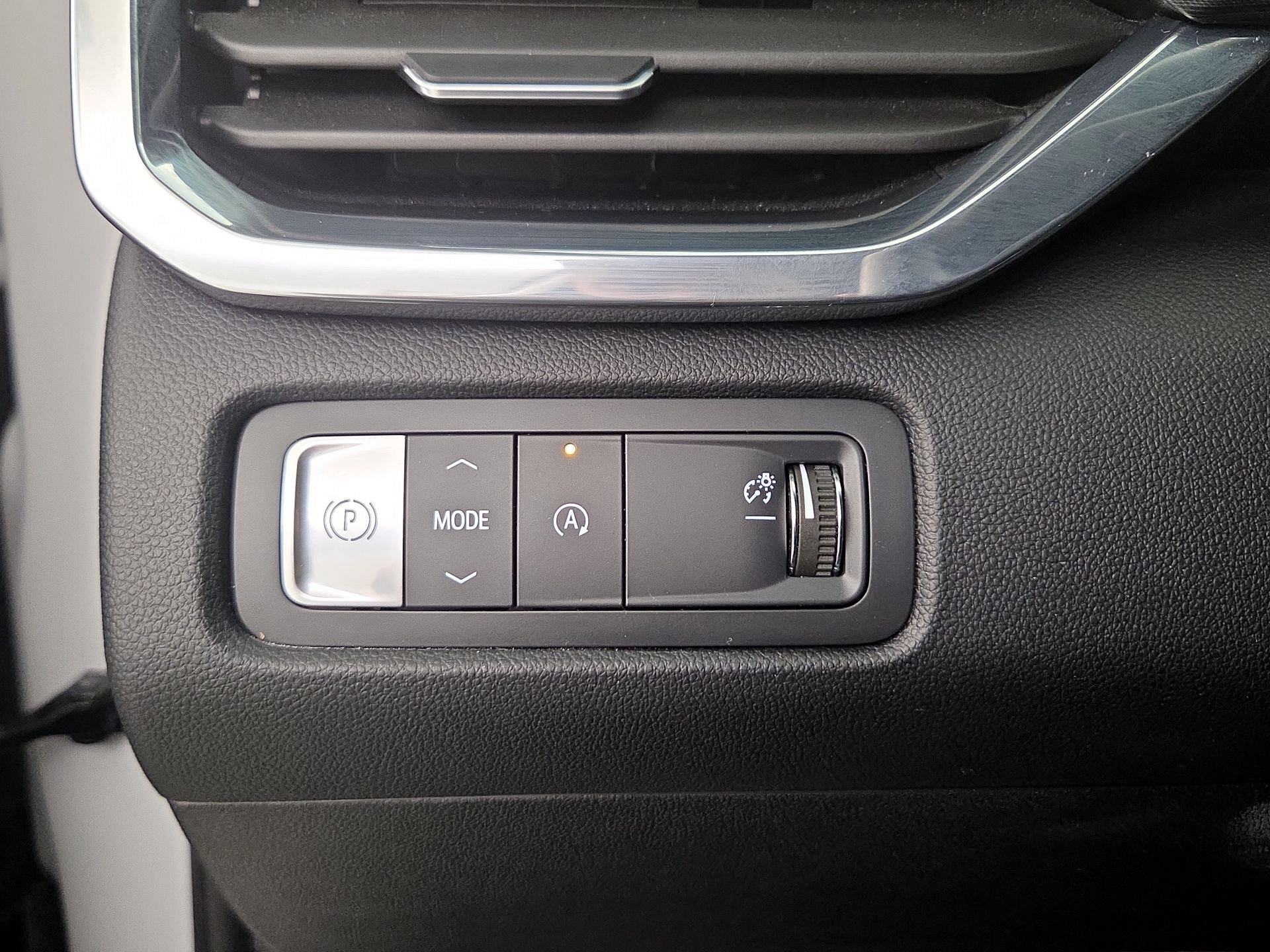 Thumbnail: 2025 GMC Acadia - 13