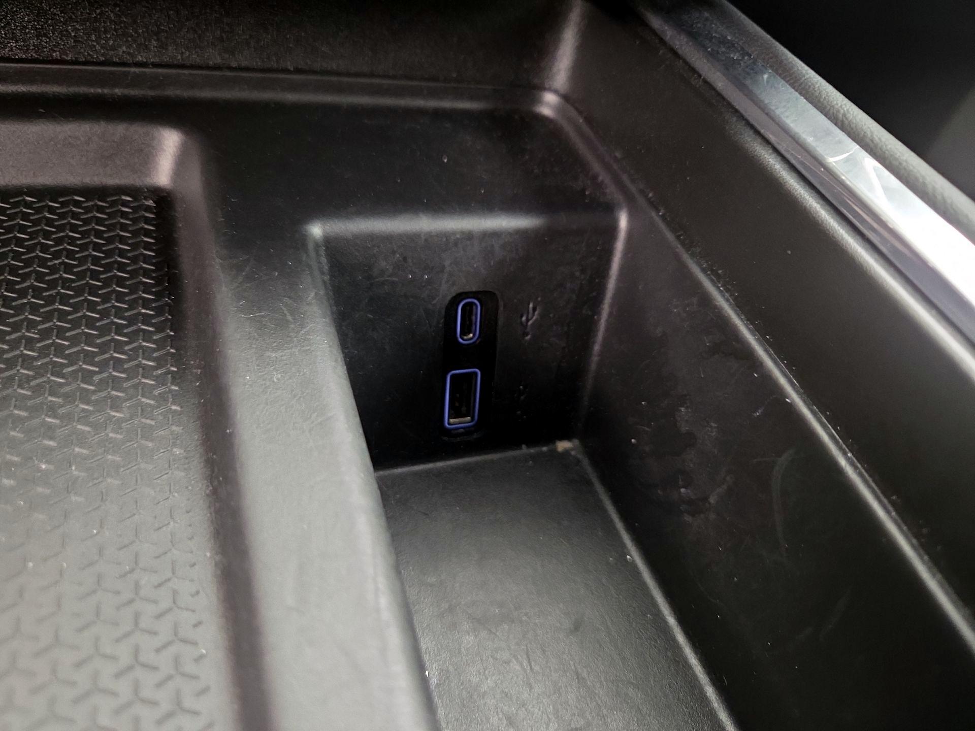 Thumbnail: 2025 GMC Acadia - 19