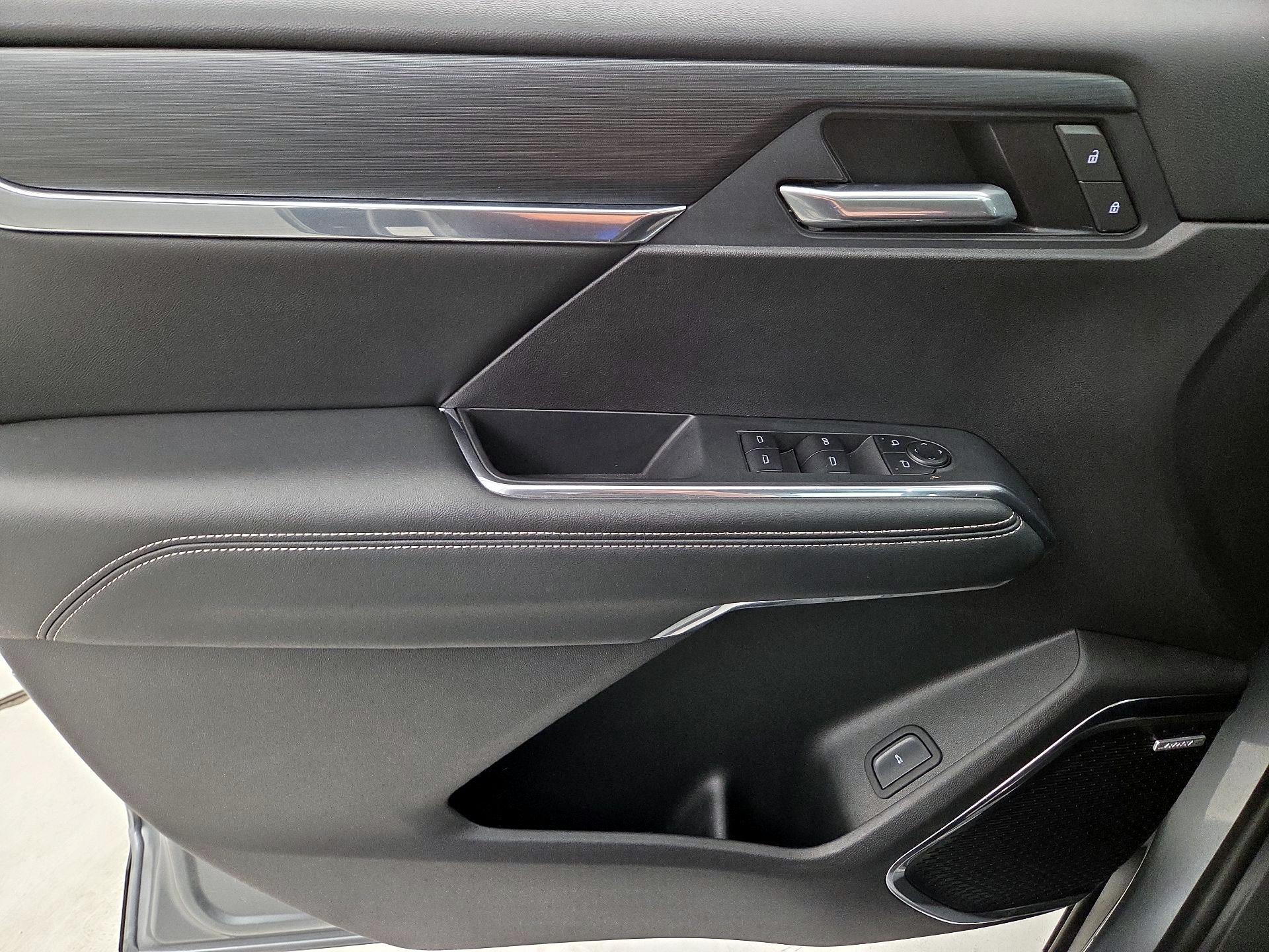 Thumbnail: 2025 GMC Acadia - 12