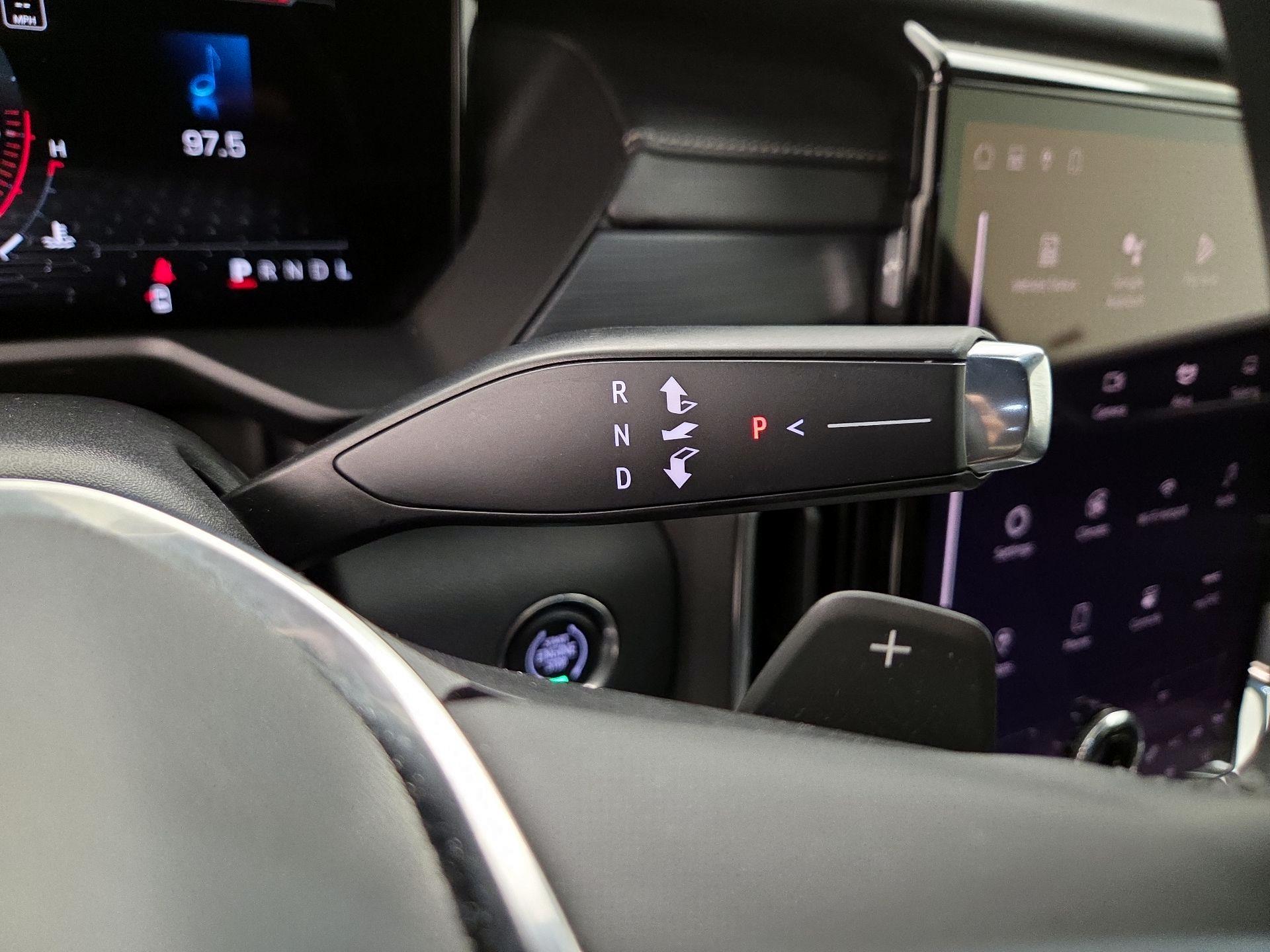 Thumbnail: 2025 GMC Acadia - 17