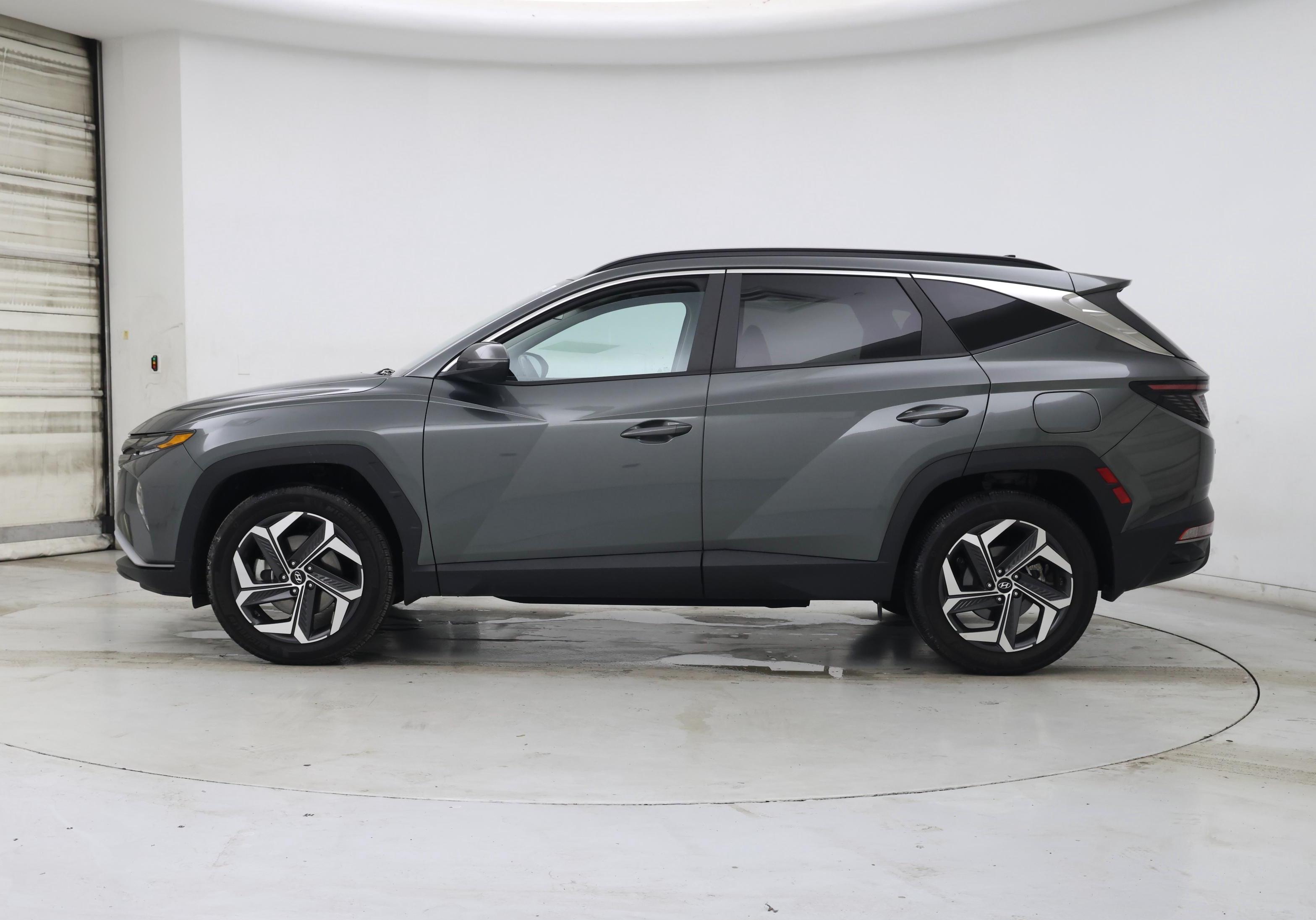 Thumbnail: 2022 Hyundai Tucson - 3