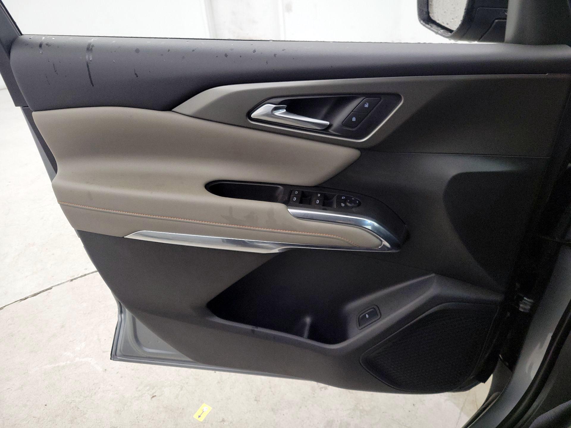 Thumbnail: 2025 Chevrolet Traverse - 12