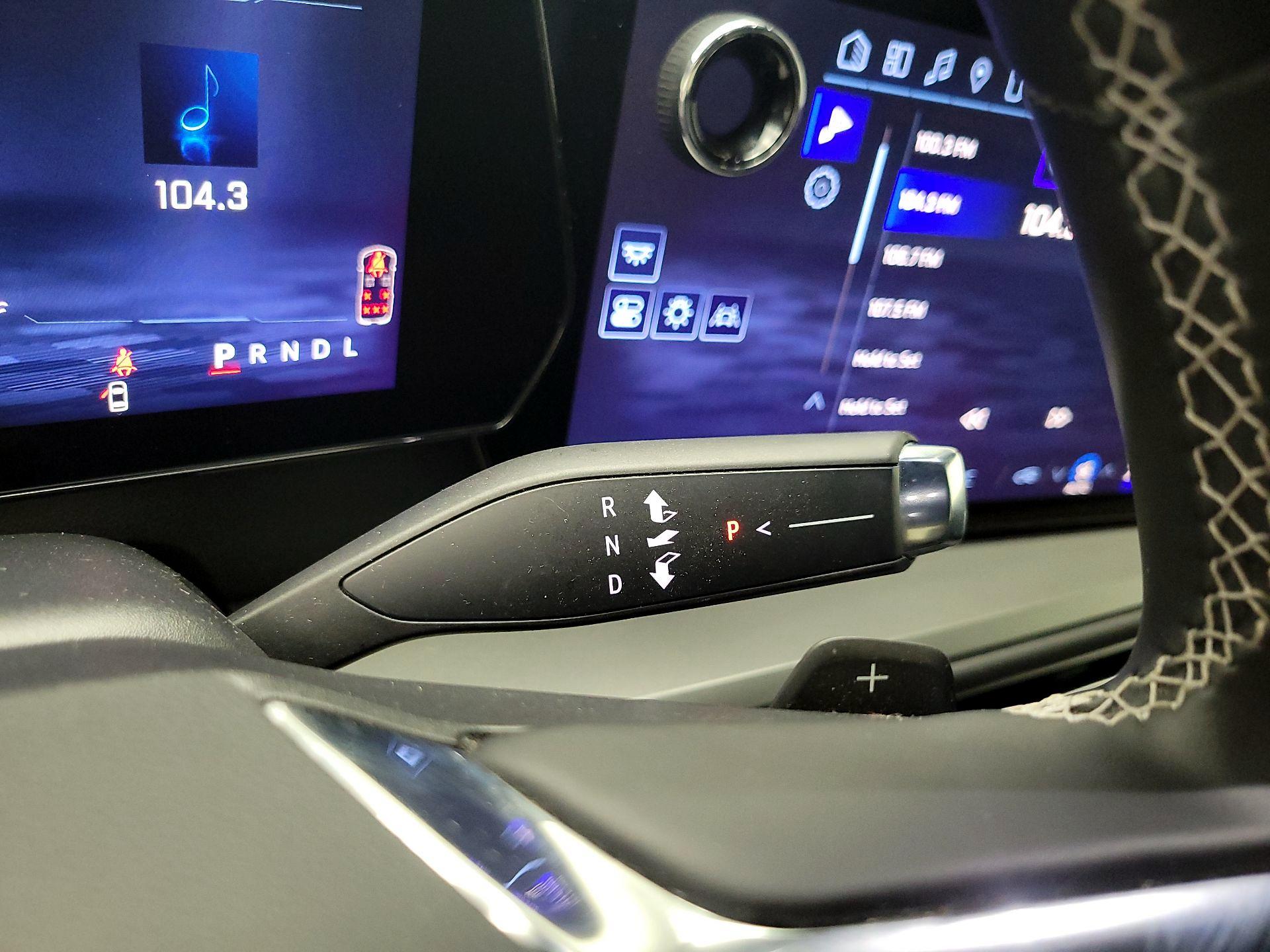 Thumbnail: 2025 Chevrolet Traverse - 18