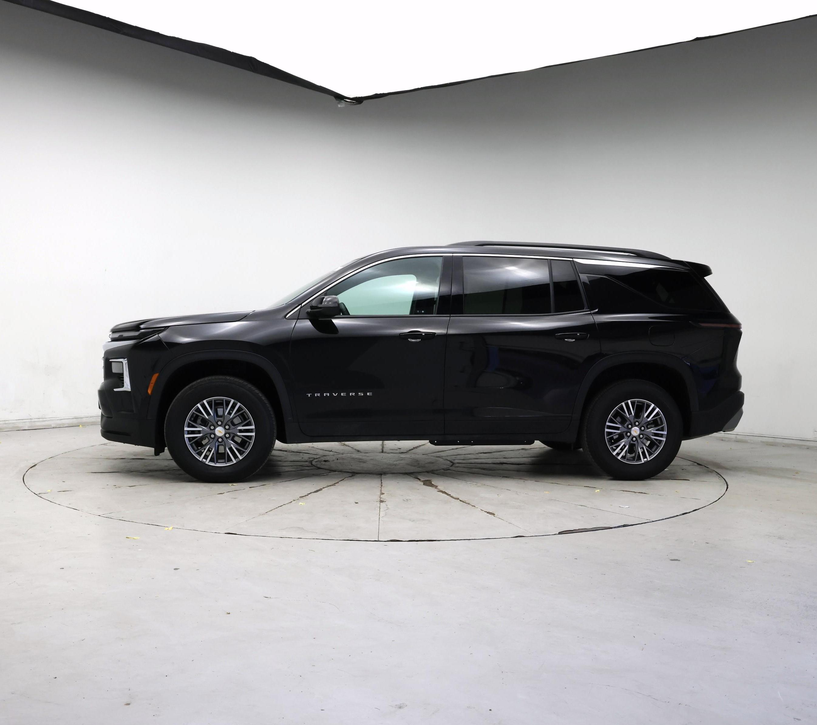 Thumbnail: 2025 Chevrolet Traverse - 3