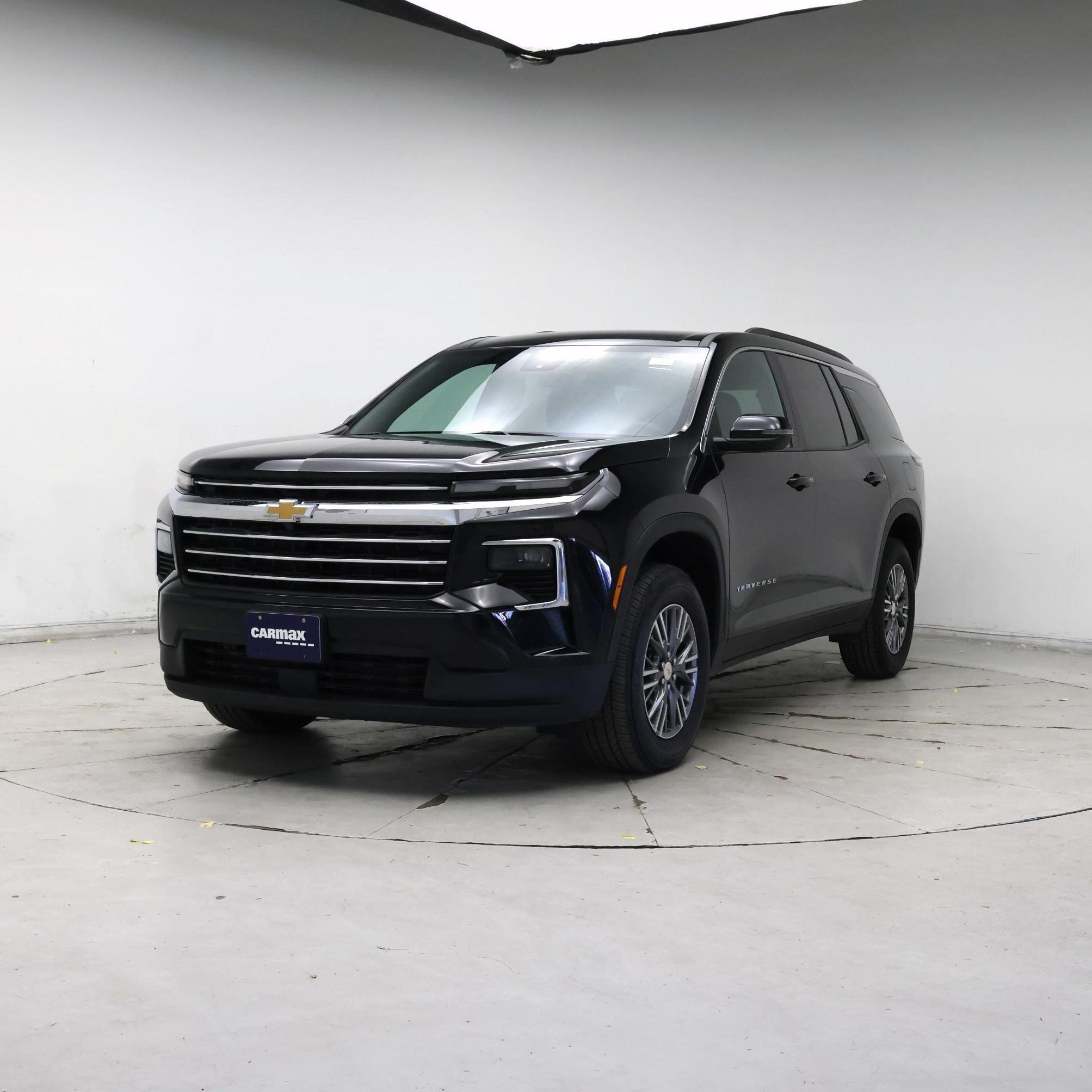 Thumbnail: 2025 Chevrolet Traverse - 4