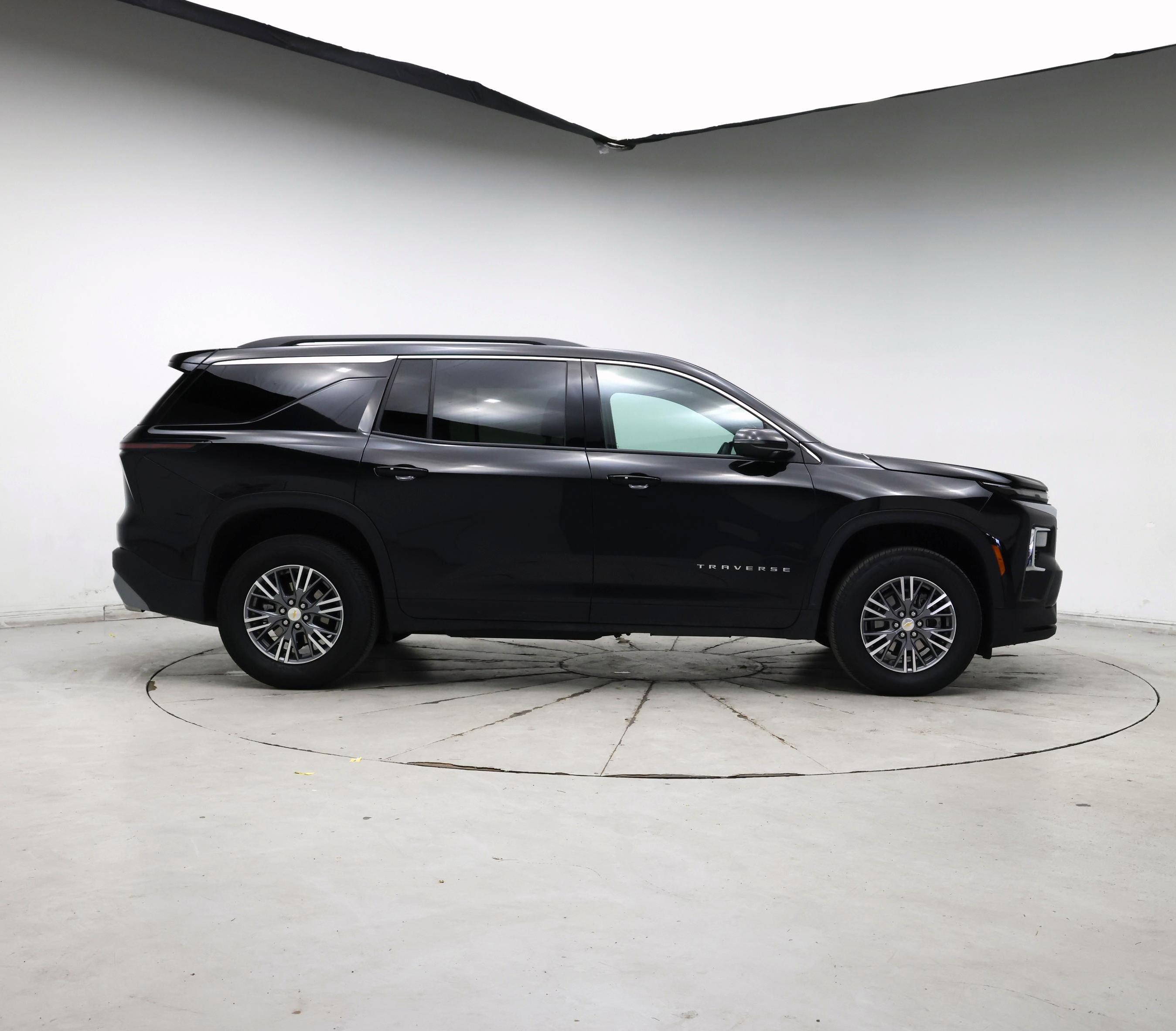 Thumbnail: 2025 Chevrolet Traverse - 7