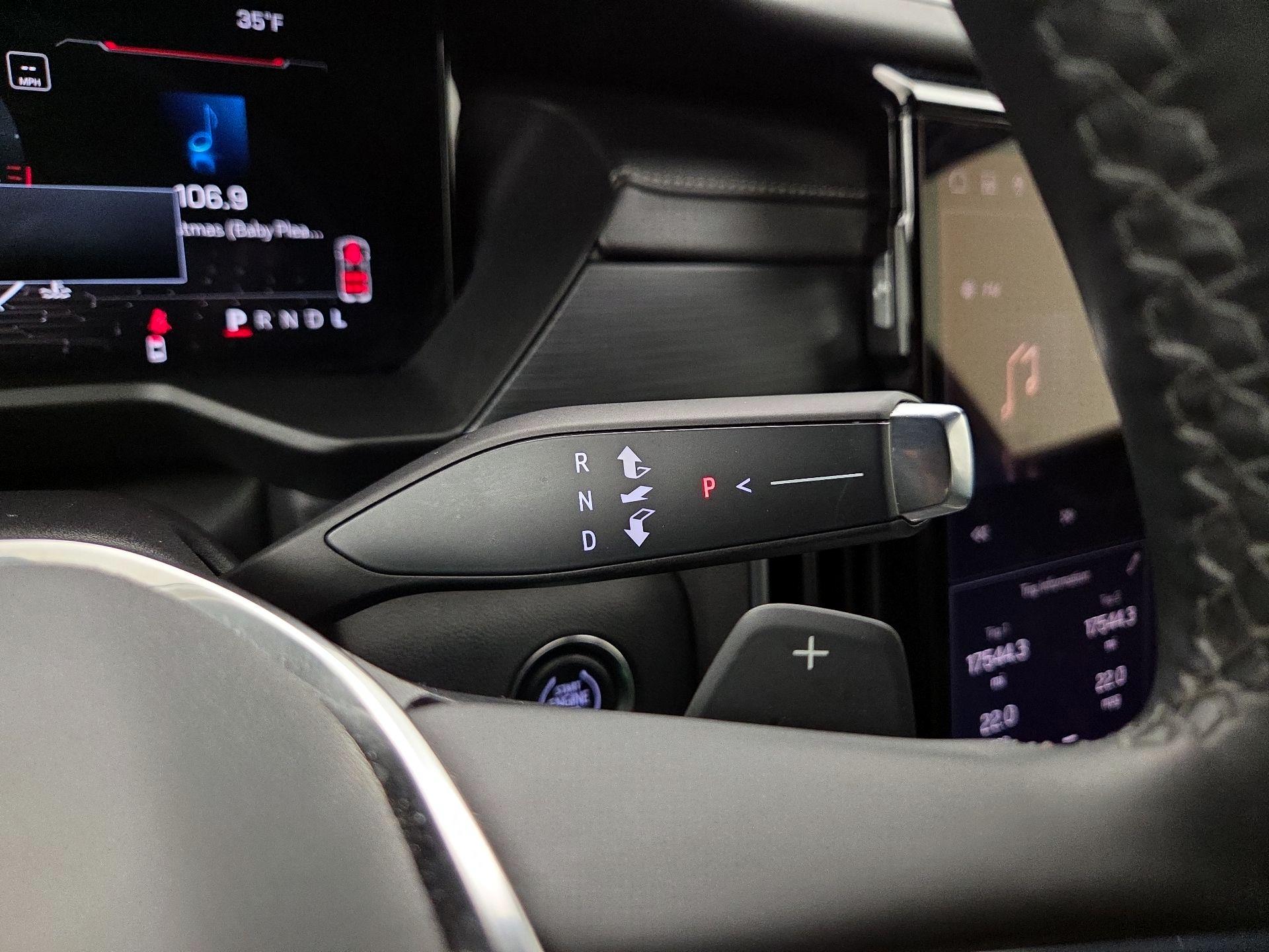 Thumbnail: 2025 GMC Acadia - 17