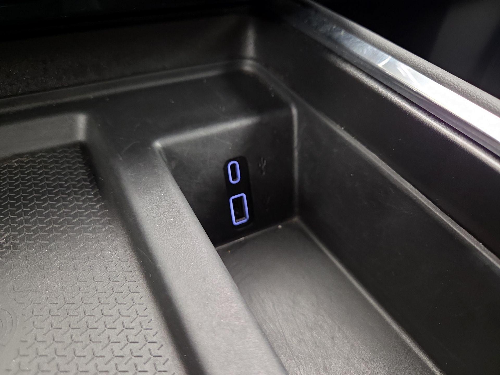 Thumbnail: 2025 GMC Acadia - 18