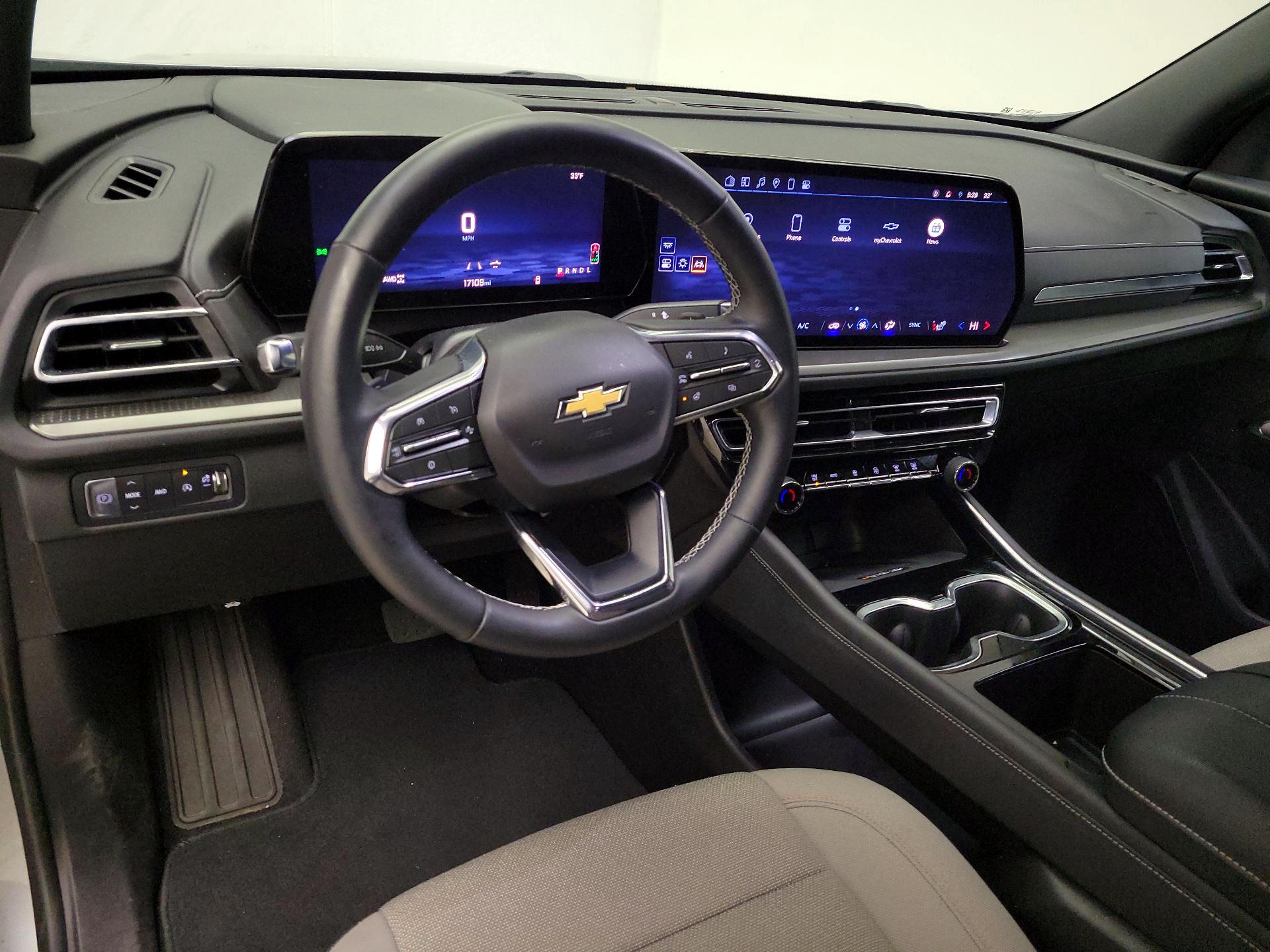 Thumbnail: 2025 Chevrolet Traverse - 9