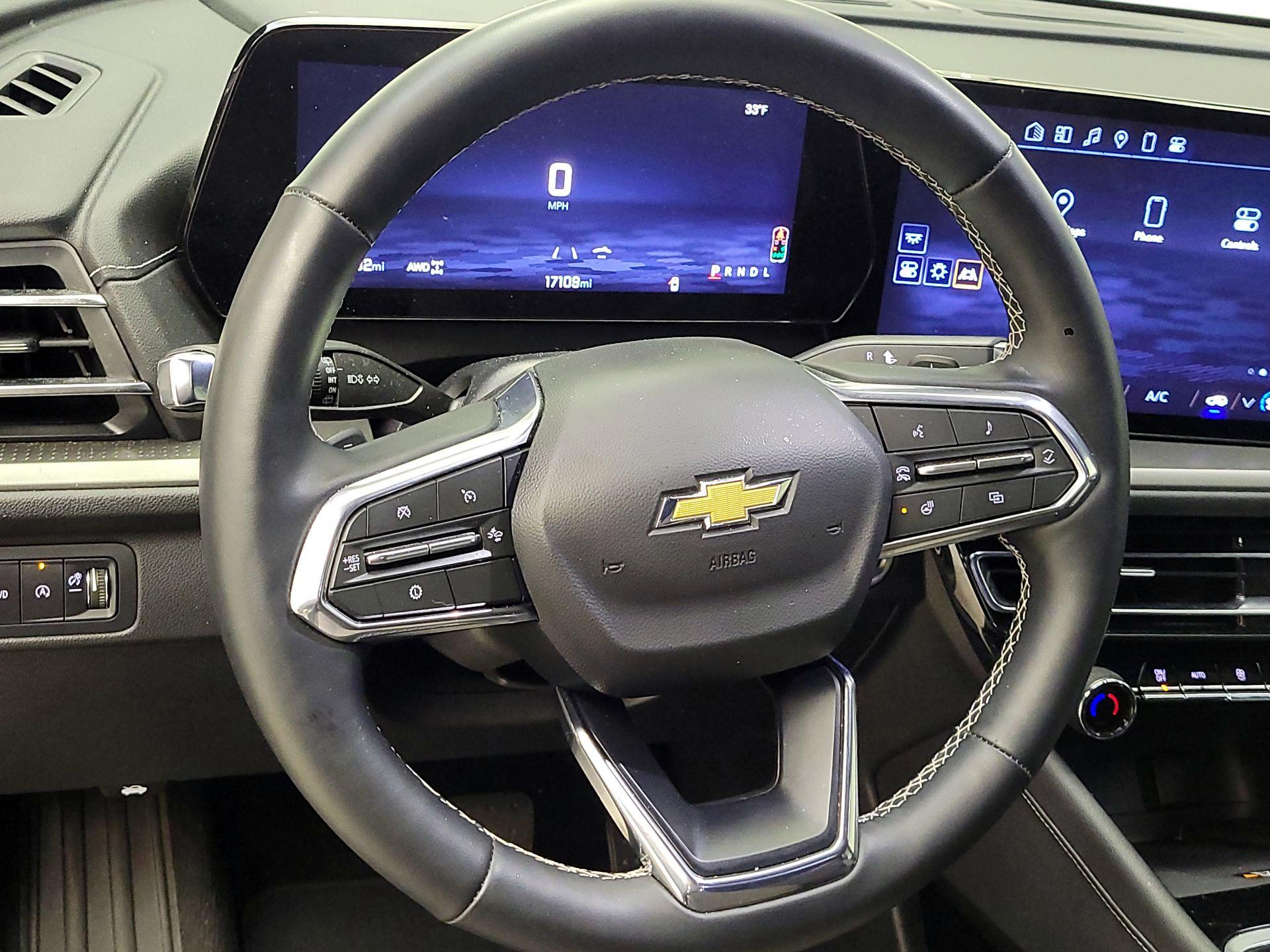 Thumbnail: 2025 Chevrolet Traverse - 10