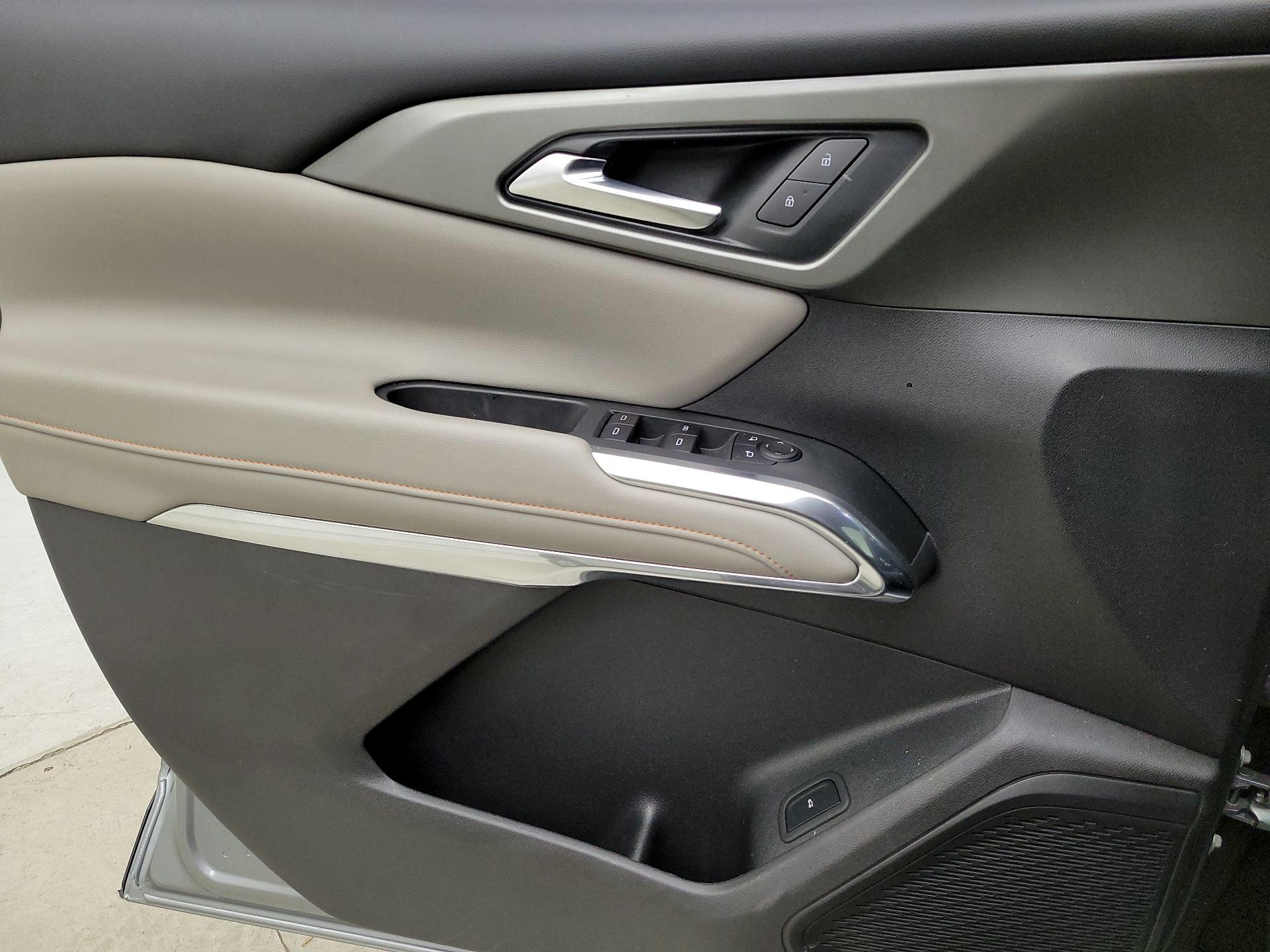 Thumbnail: 2025 Chevrolet Traverse - 12