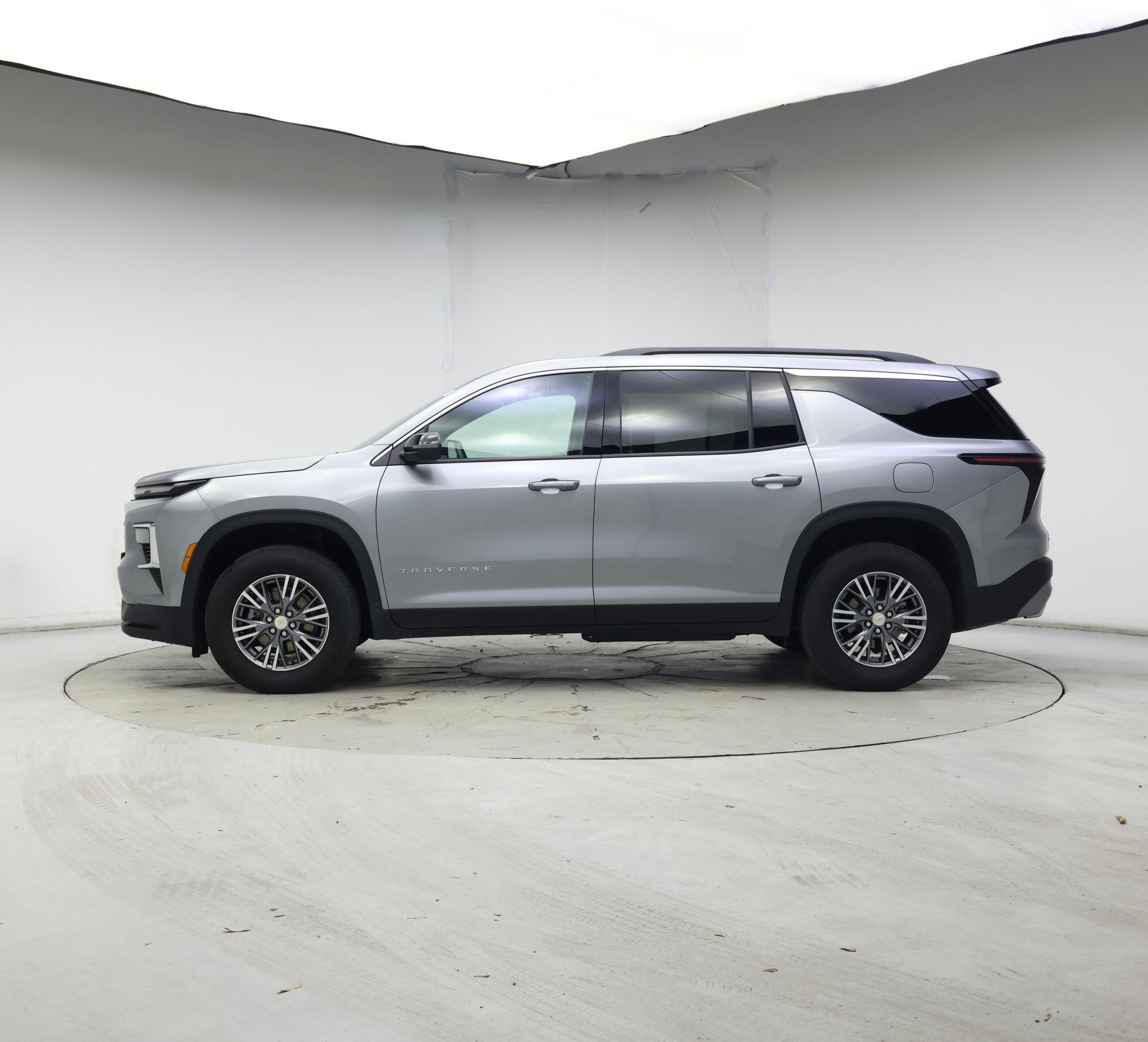 Thumbnail: 2025 Chevrolet Traverse - 3