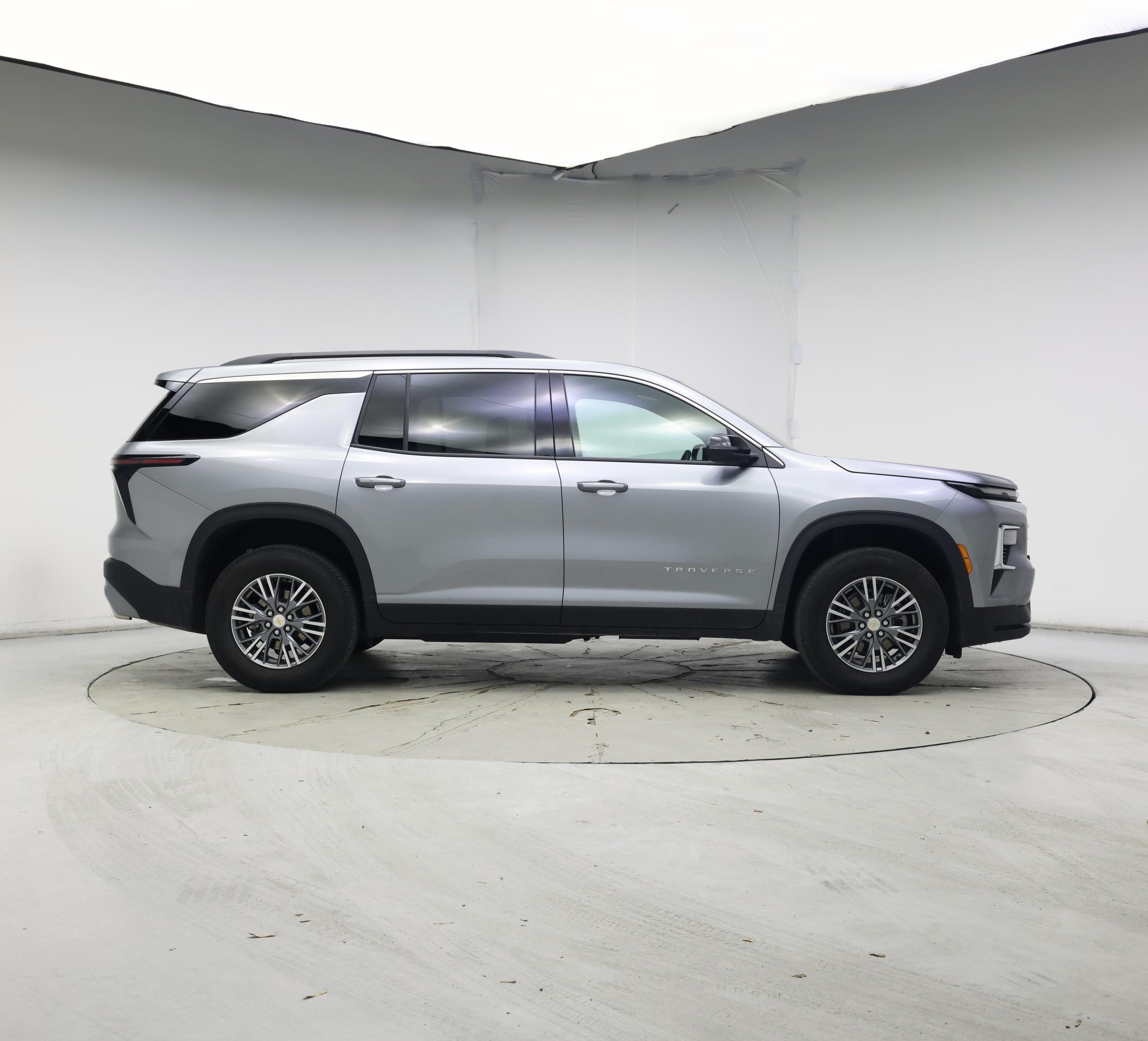 Thumbnail: 2025 Chevrolet Traverse - 7