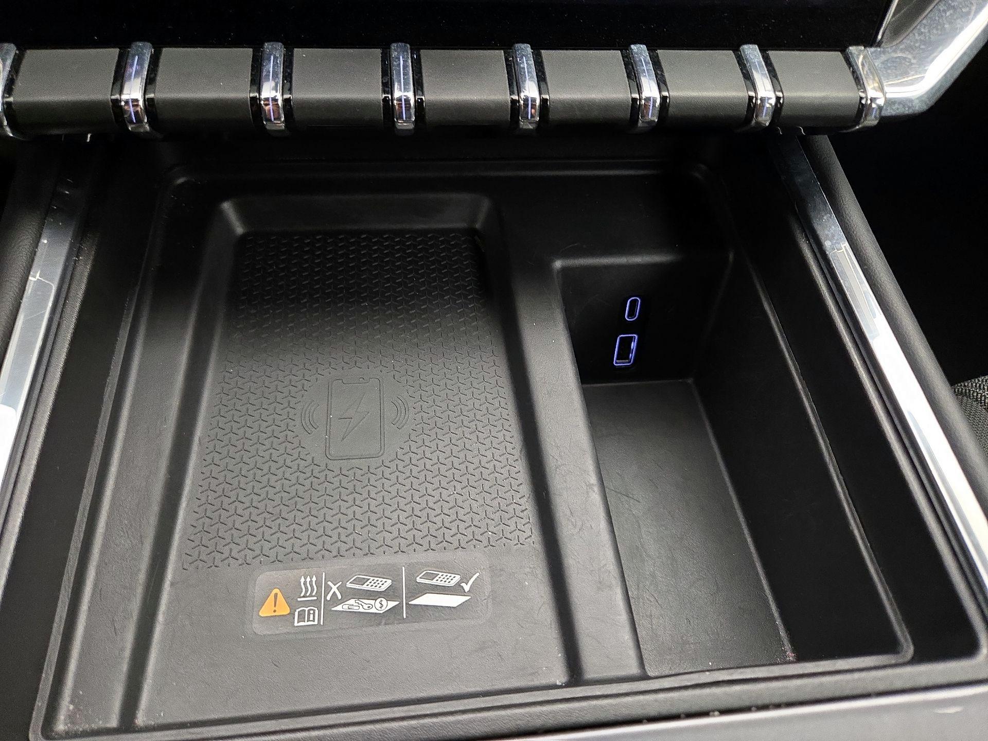 Thumbnail: 2025 GMC Acadia - 19