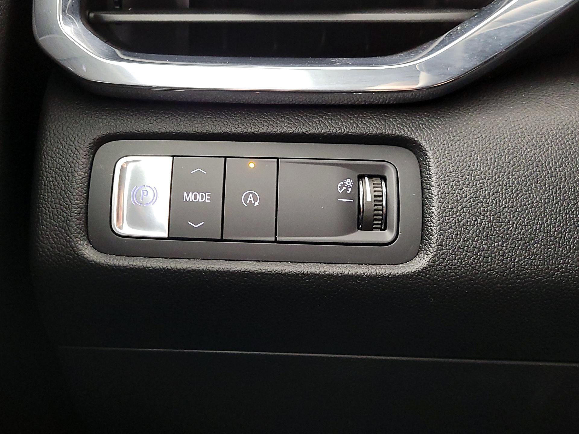 Thumbnail: 2025 GMC Acadia - 13