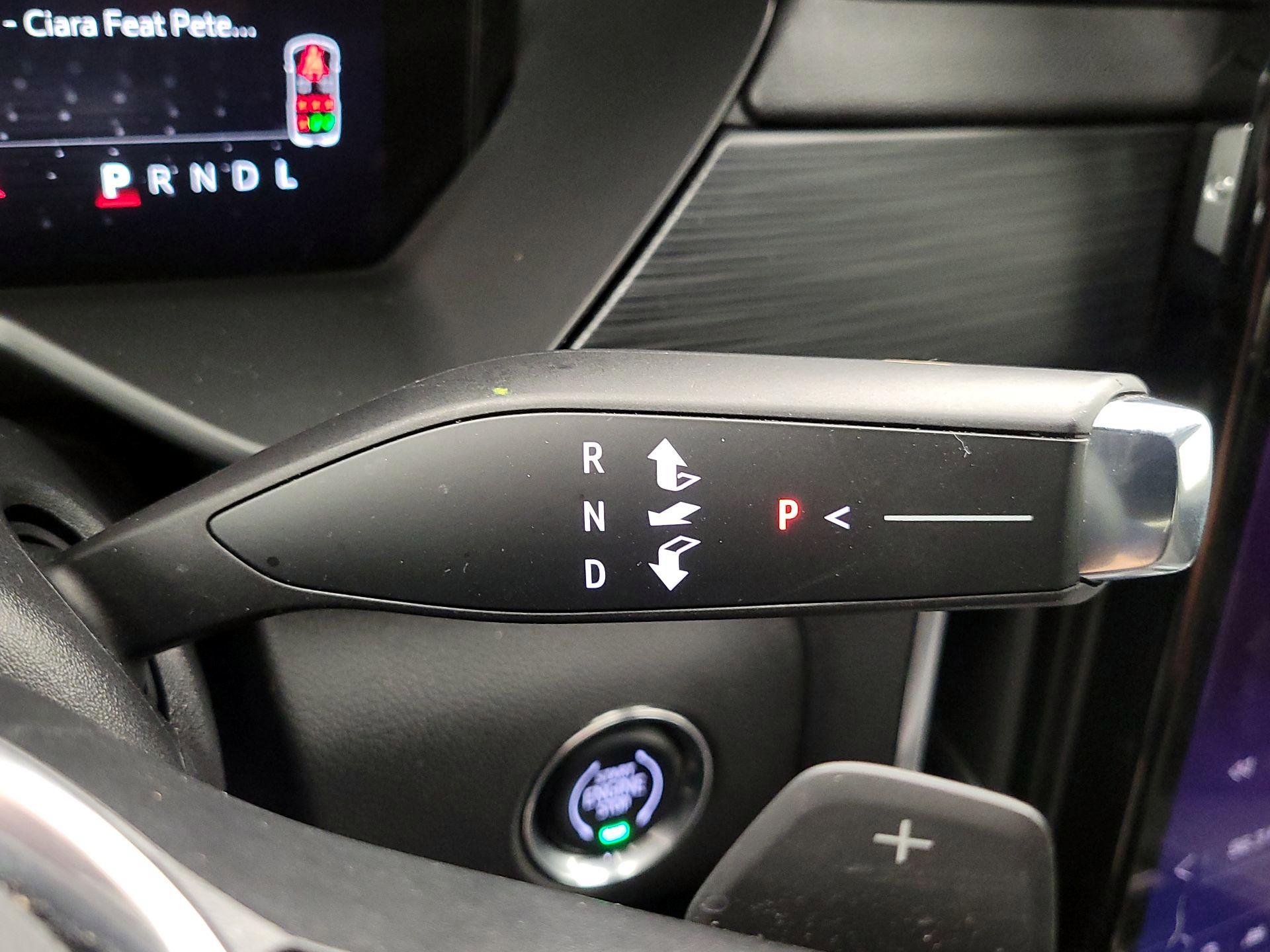 Thumbnail: 2025 GMC Acadia - 17