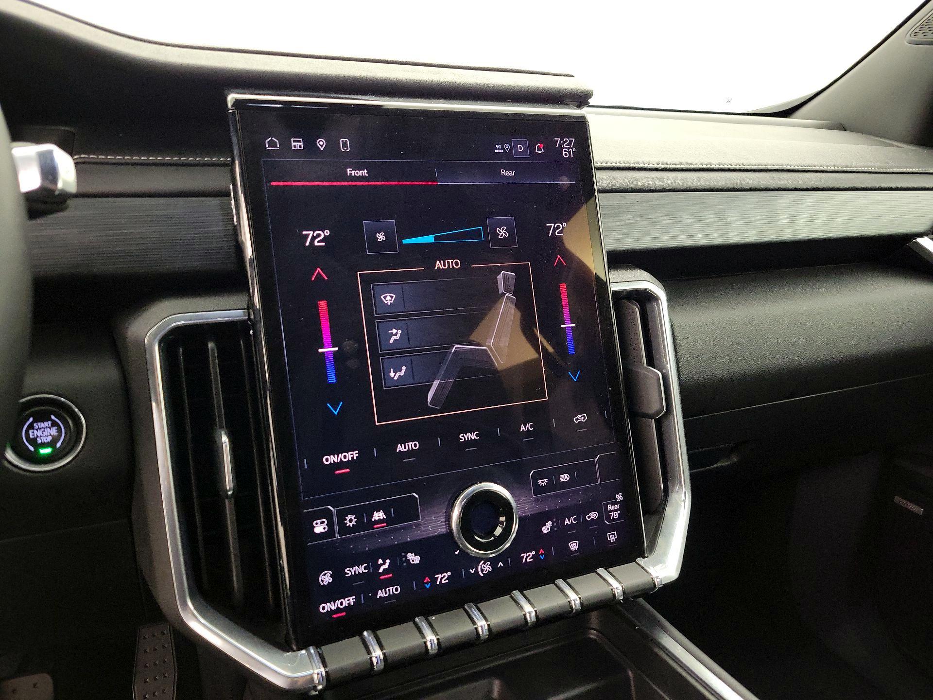 Thumbnail: 2025 GMC Acadia - 16