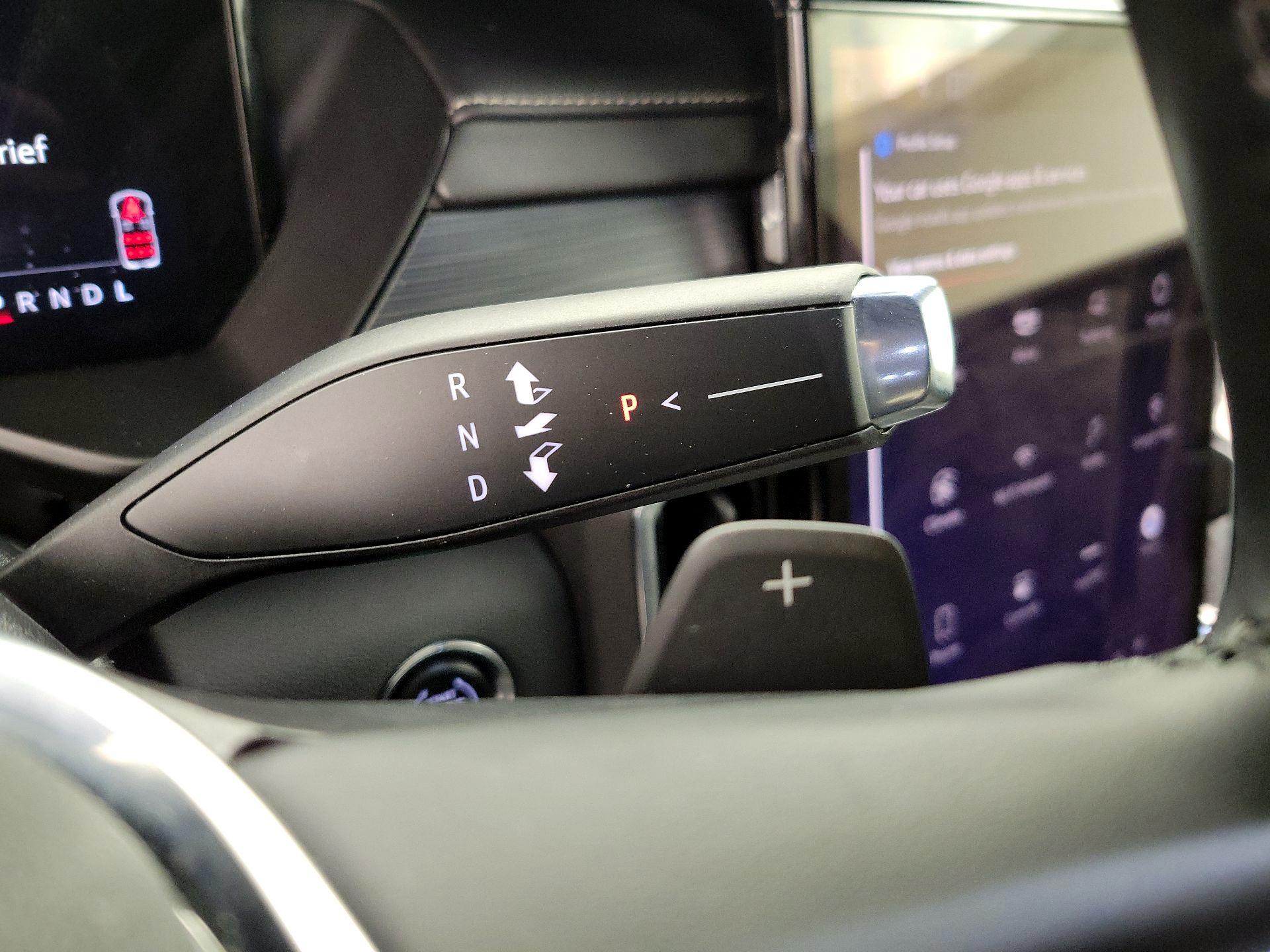 Thumbnail: 2025 GMC Acadia - 17