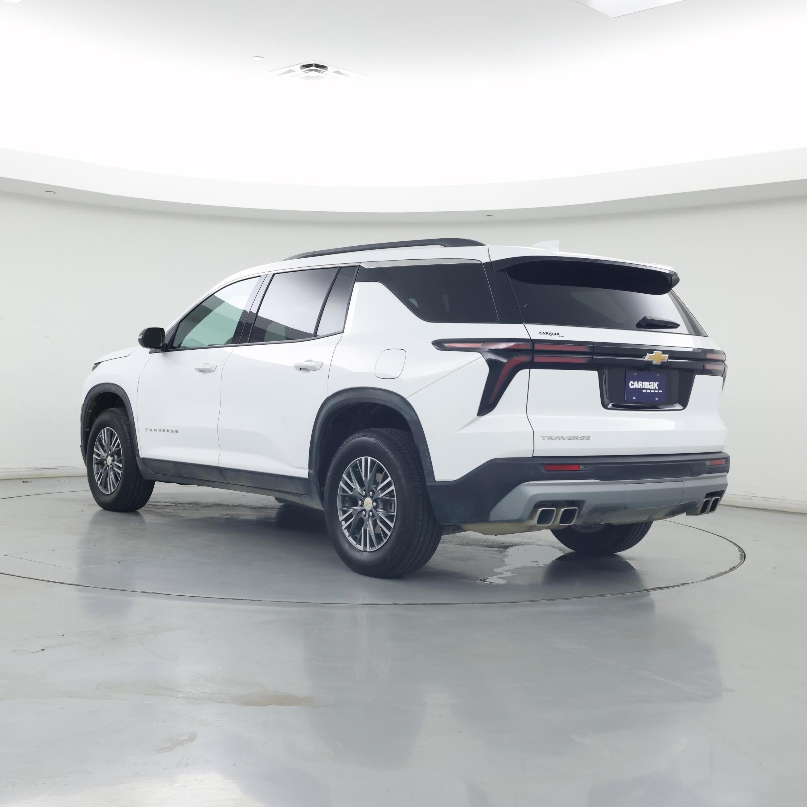 Thumbnail: 2025 Chevrolet Traverse - 2