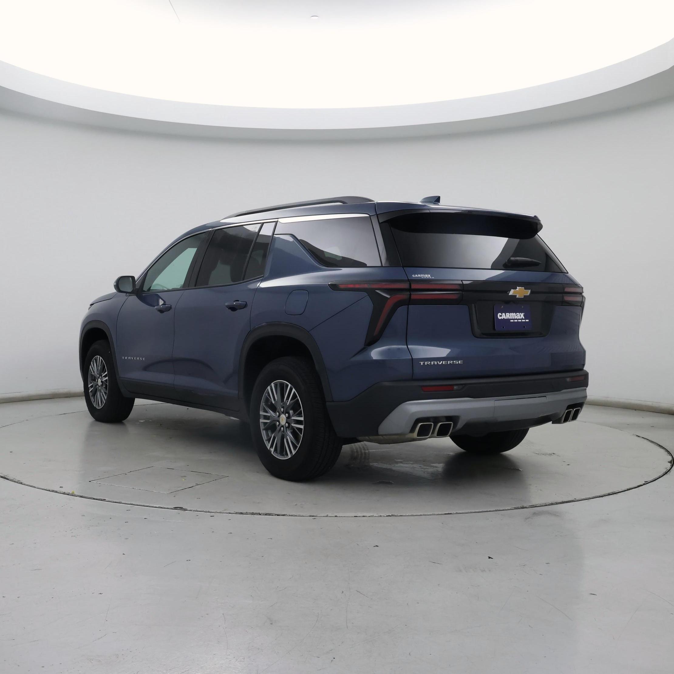 Thumbnail: 2025 Chevrolet Traverse - 2