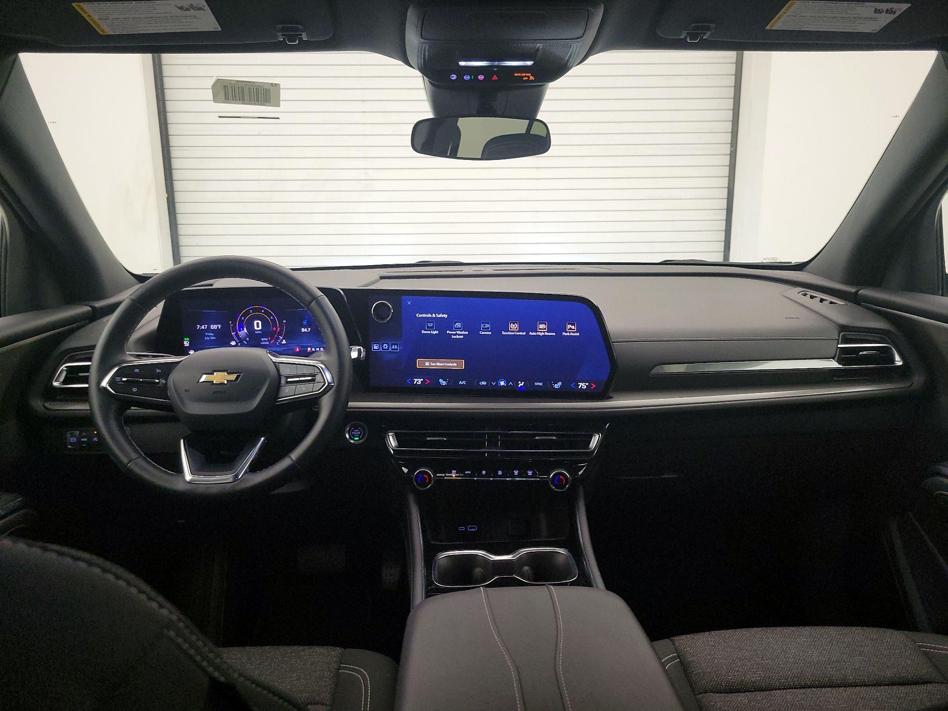 Thumbnail: 2025 Chevrolet Traverse - 9