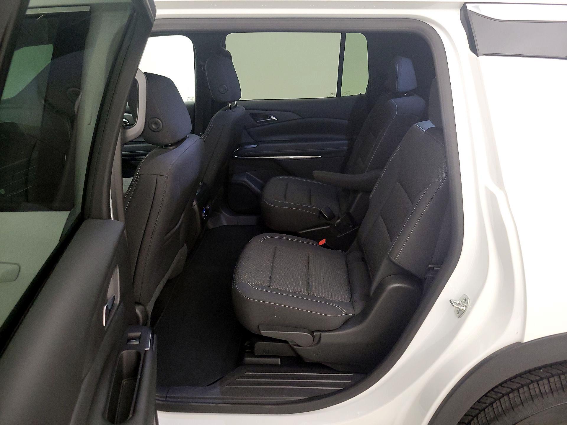 Thumbnail: 2025 Chevrolet Traverse - 19