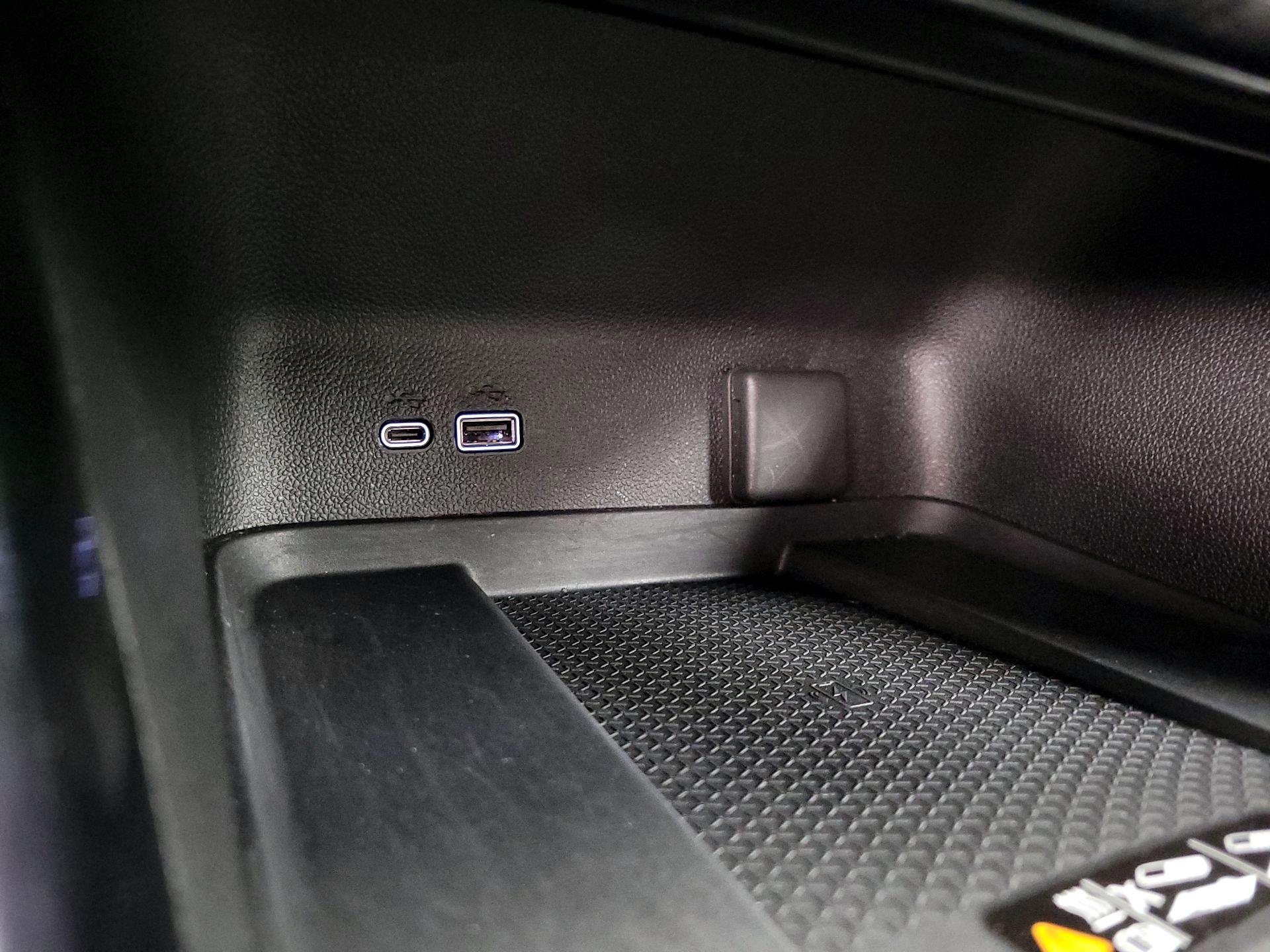 Thumbnail: 2025 Chevrolet Traverse - 18