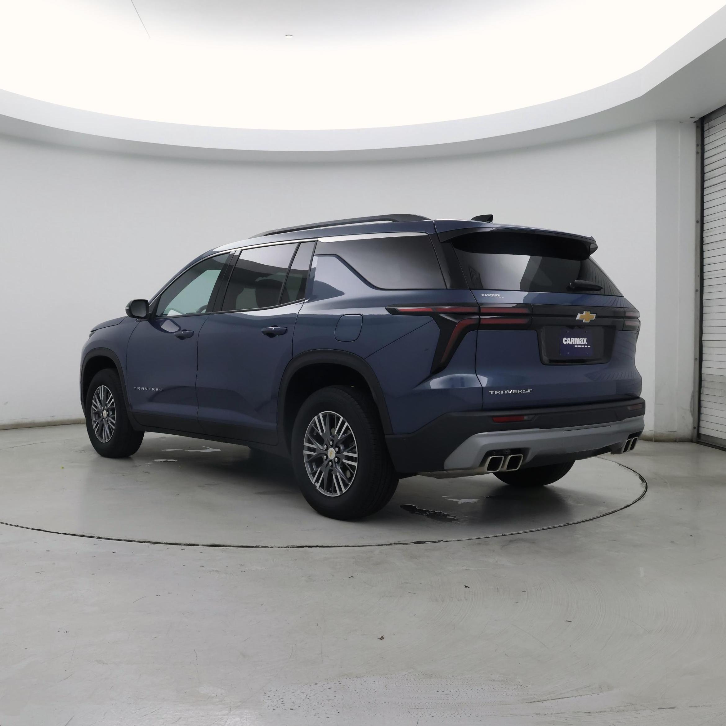 Thumbnail: 2025 Chevrolet Traverse - 2