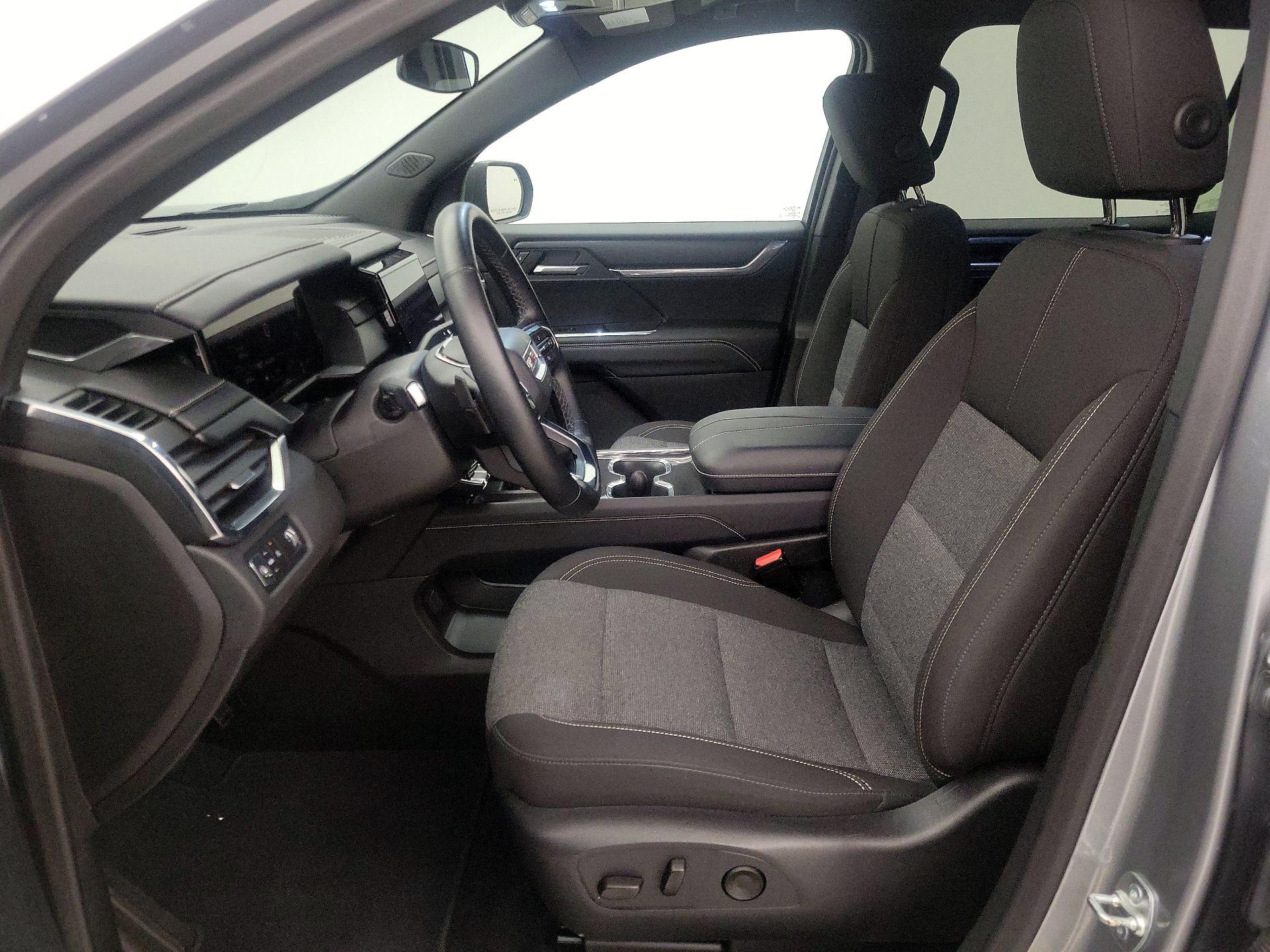 Thumbnail: 2025 GMC Acadia - 11