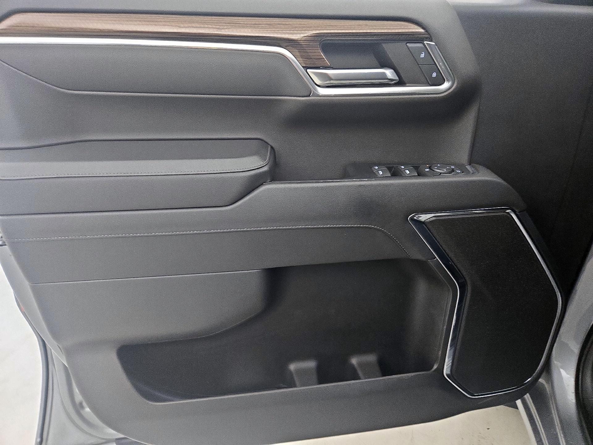 Thumbnail: 2023 Chevrolet Silverado 1500 - 12