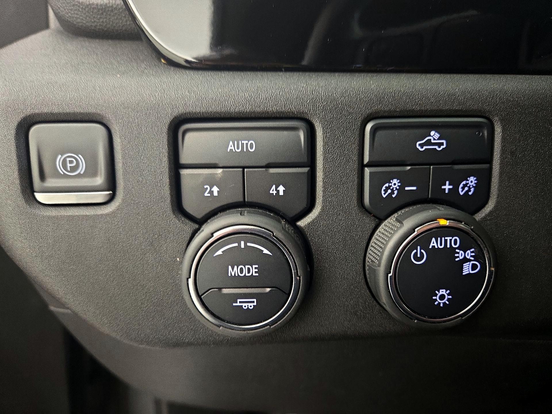 Thumbnail: 2023 Chevrolet Silverado 1500 - 13