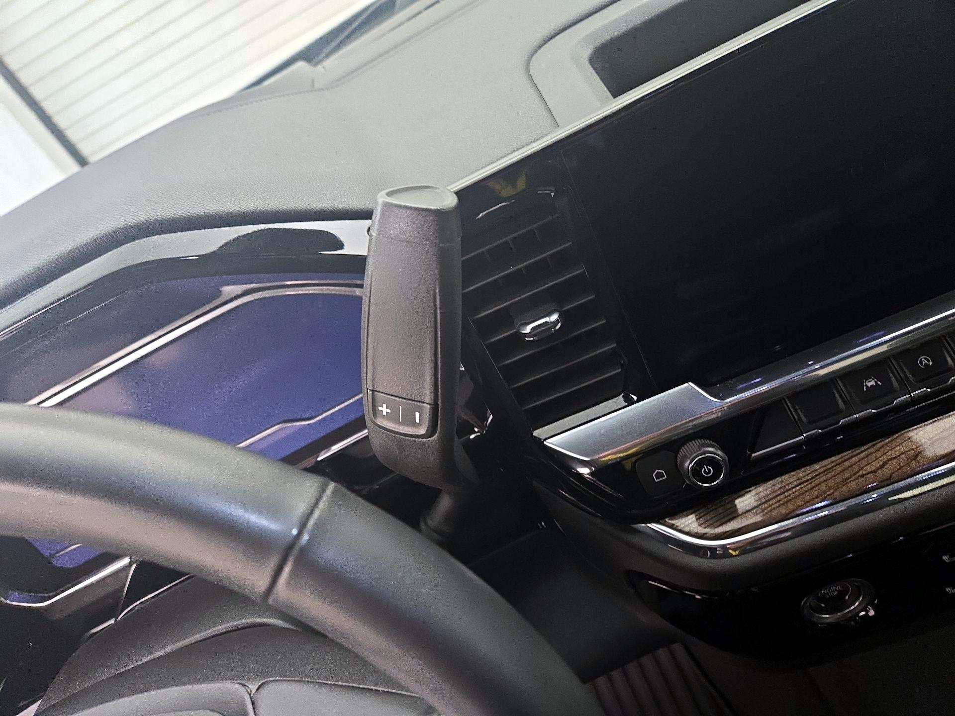 Thumbnail: 2023 Chevrolet Silverado 1500 - 17