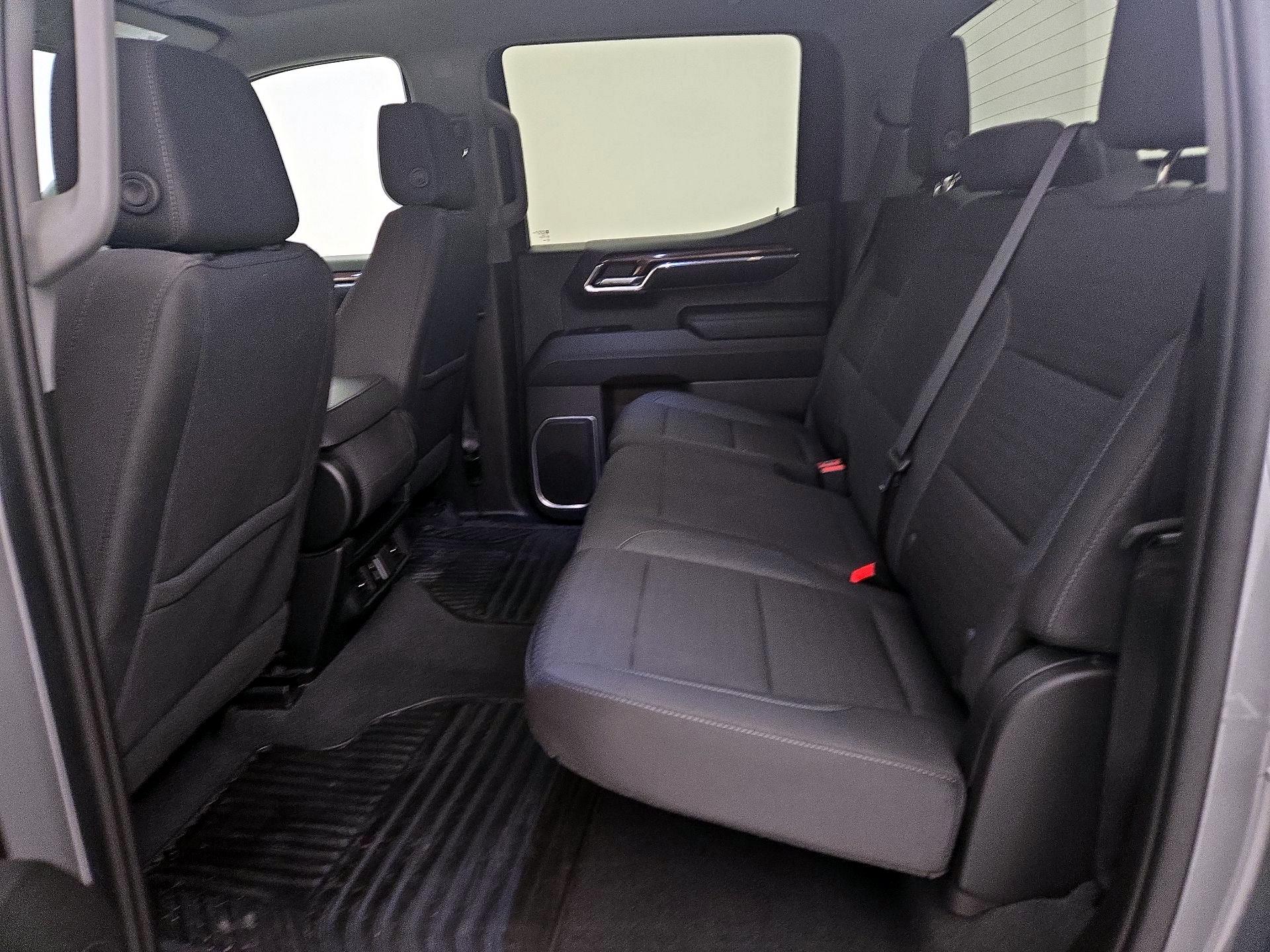 Thumbnail: 2023 Chevrolet Silverado 1500 - 19