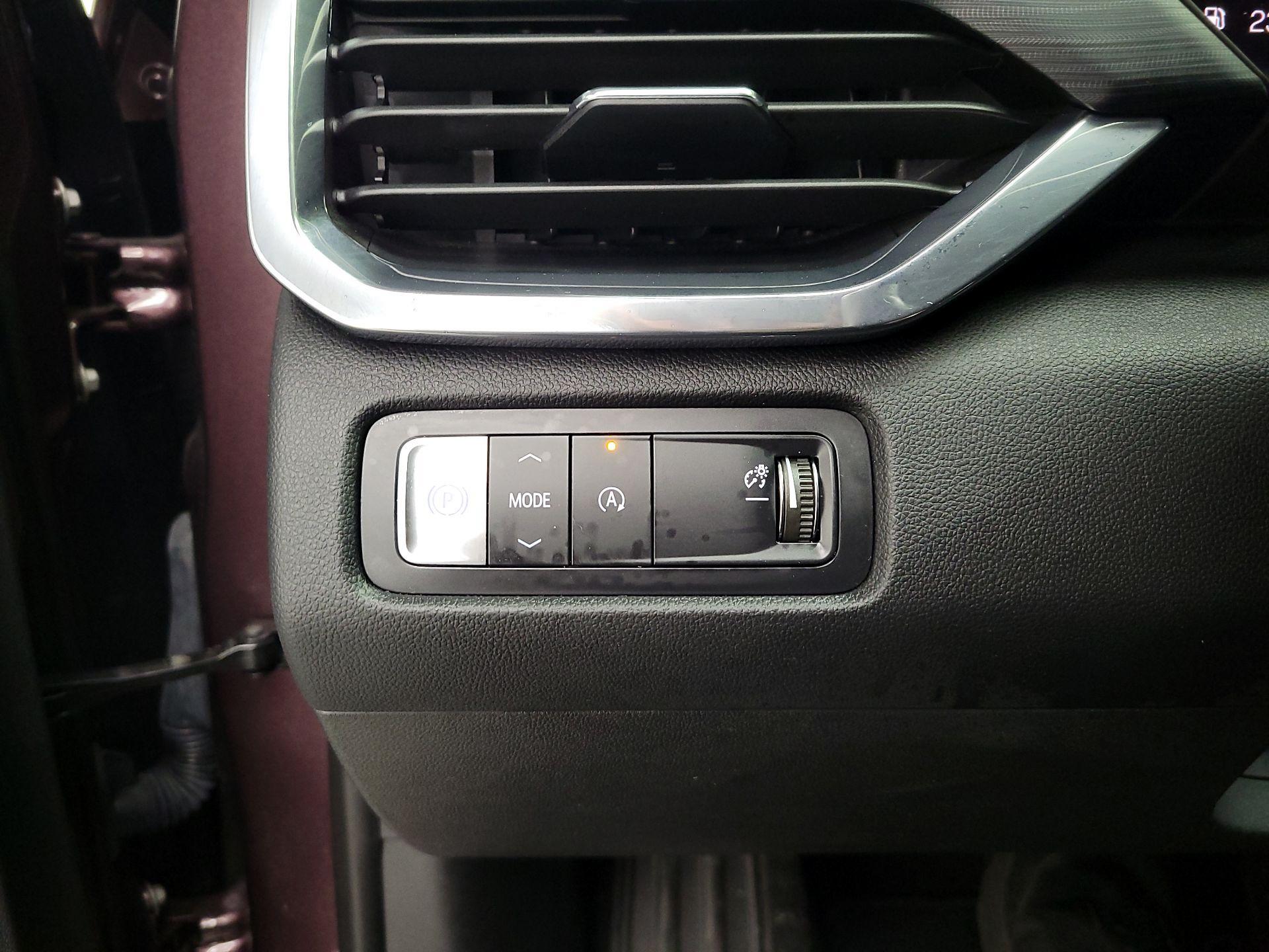 Thumbnail: 2025 GMC Acadia - 13