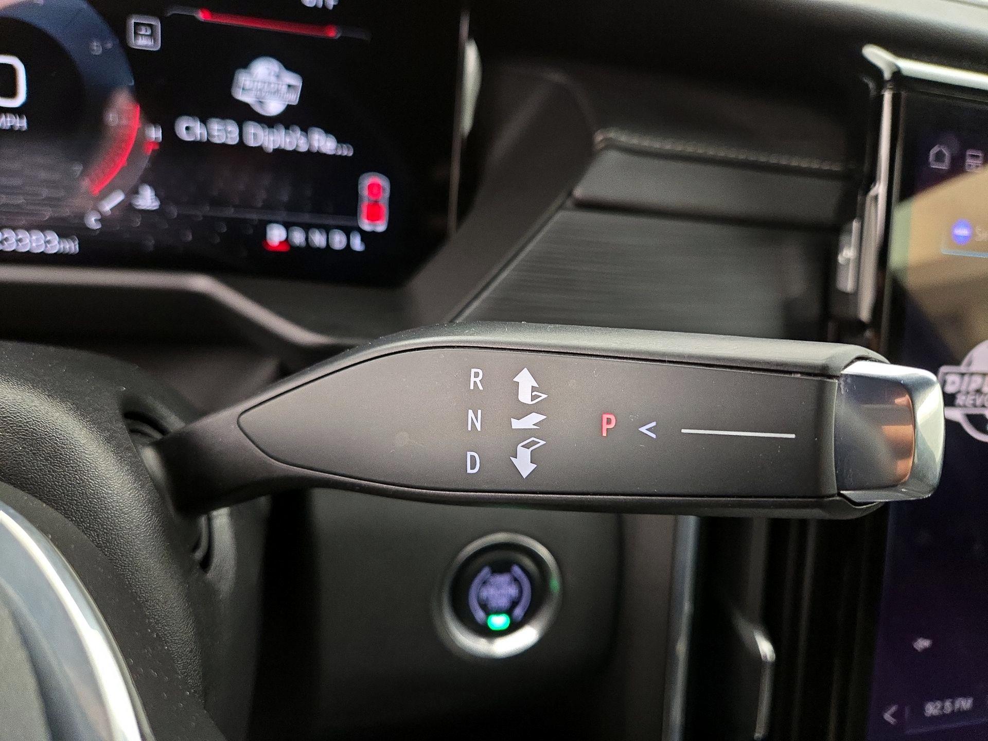 Thumbnail: 2025 GMC Acadia - 17