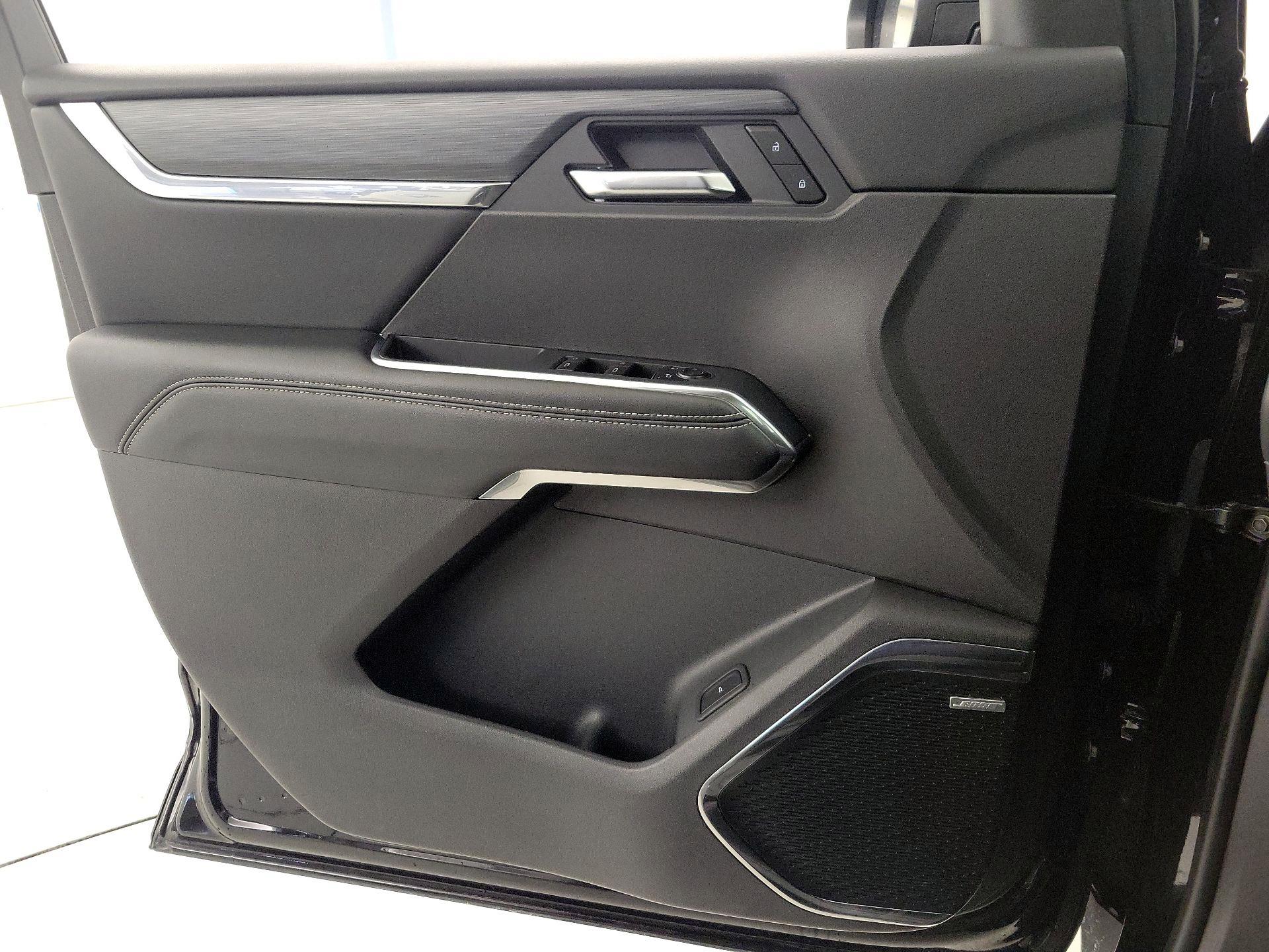 Thumbnail: 2025 GMC Acadia - 12