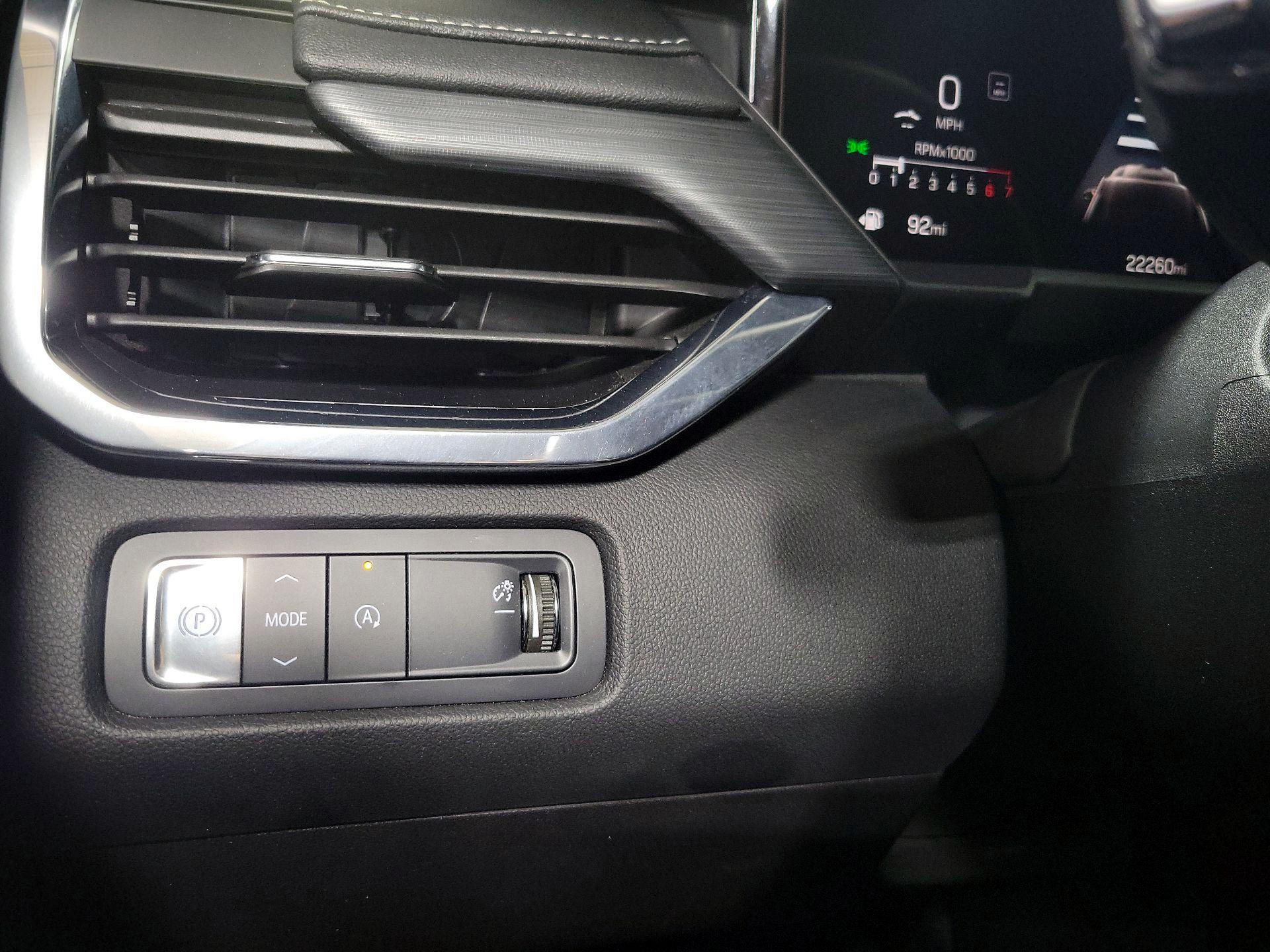 Thumbnail: 2025 GMC Acadia - 13