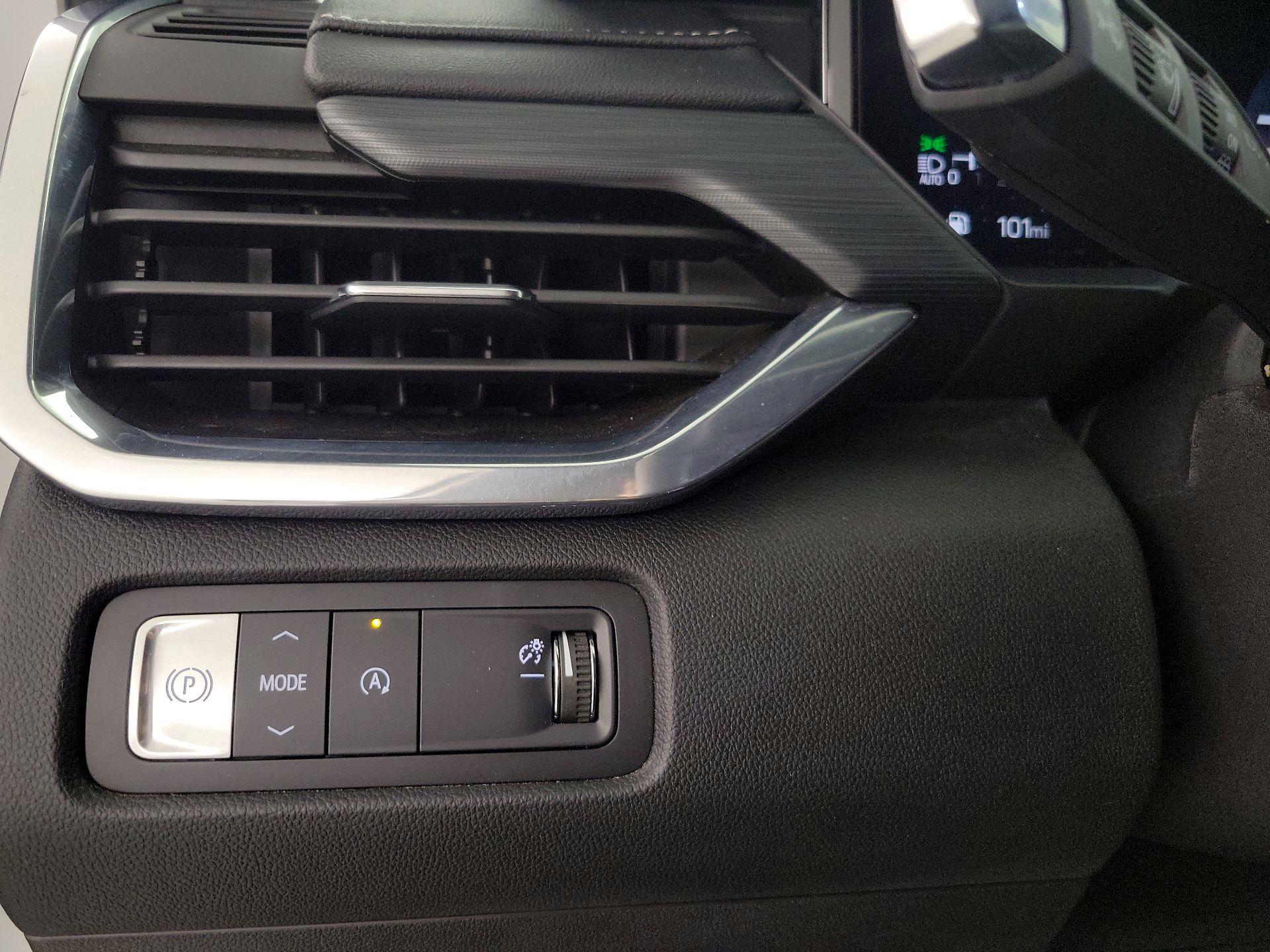 Thumbnail: 2025 GMC Acadia - 13