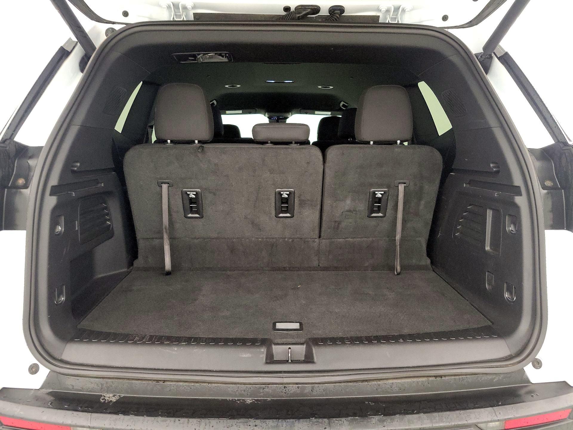 Thumbnail: 2025 GMC Acadia - 19