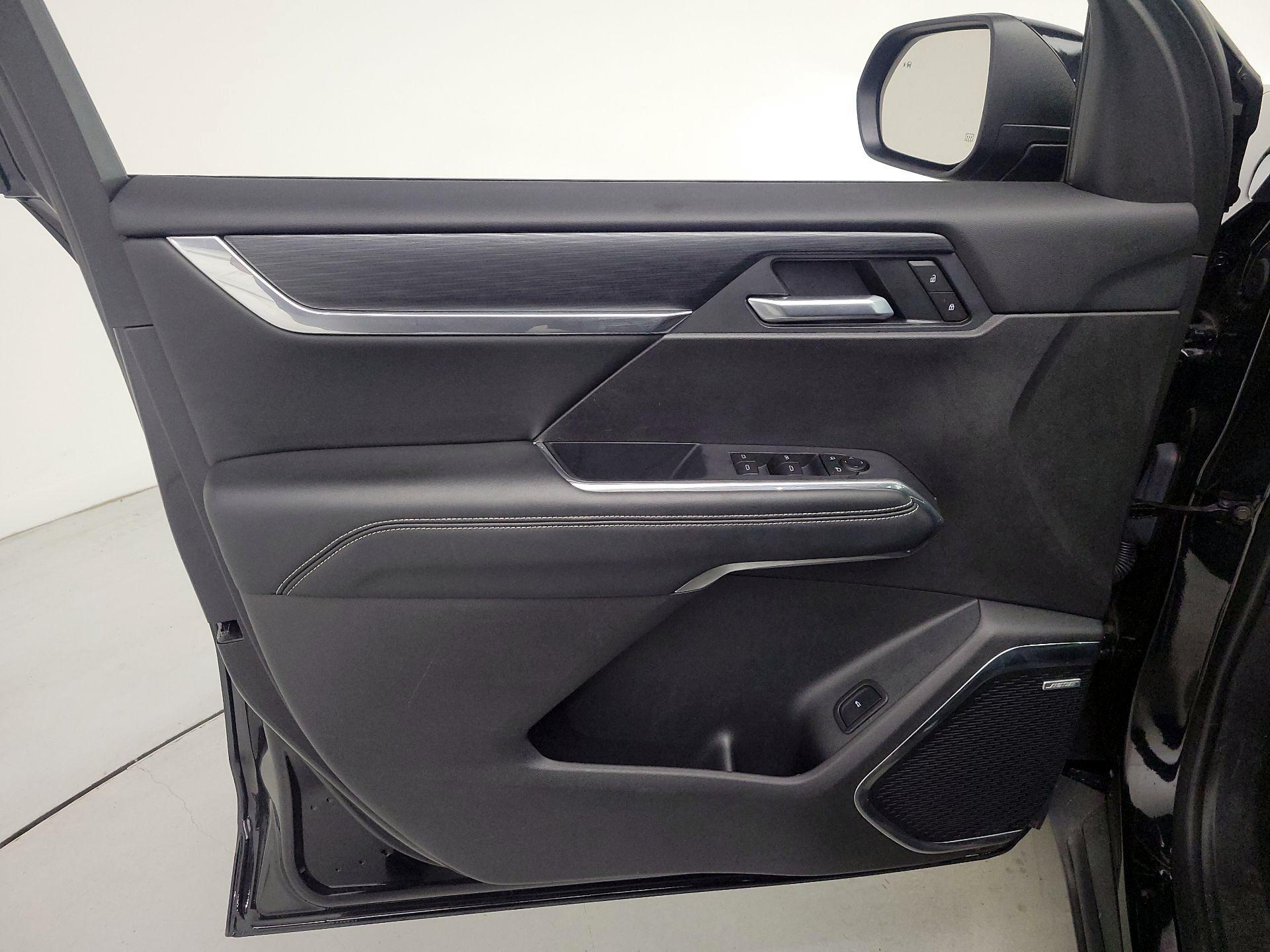 Thumbnail: 2025 GMC Acadia - 12