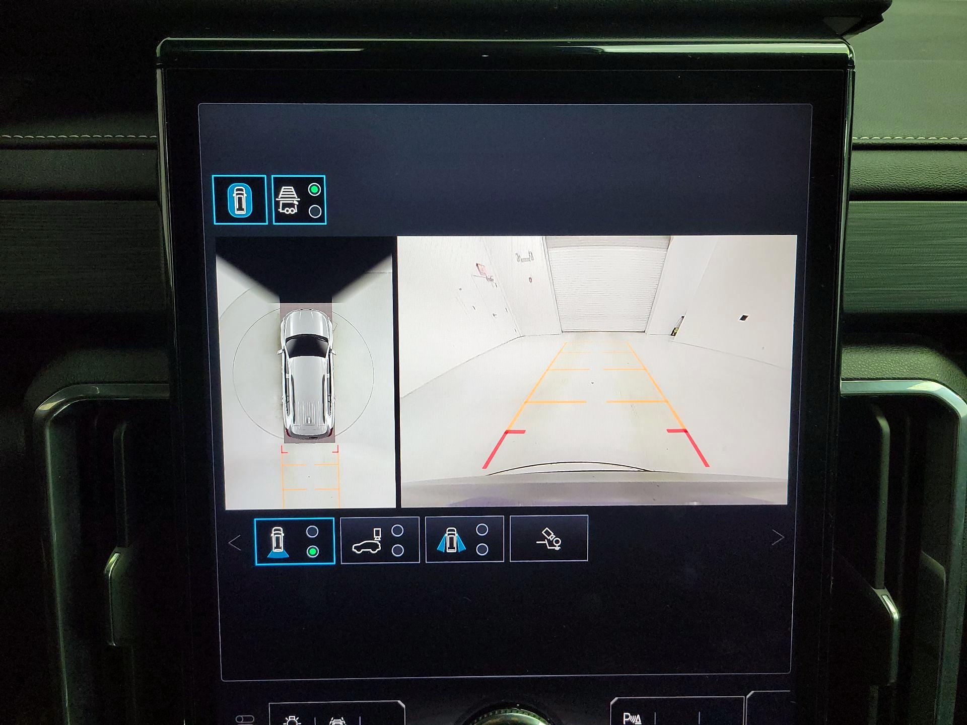 Thumbnail: 2025 GMC Acadia - 15