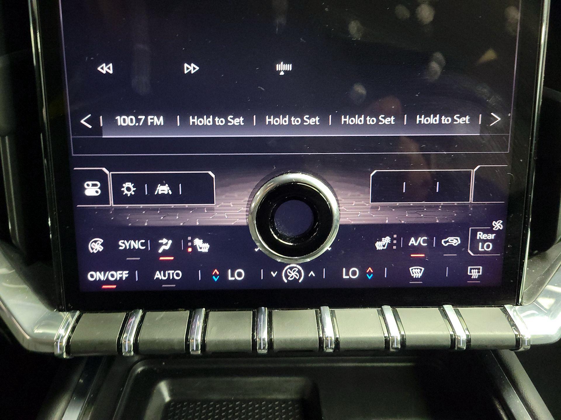 Thumbnail: 2025 GMC Acadia - 17