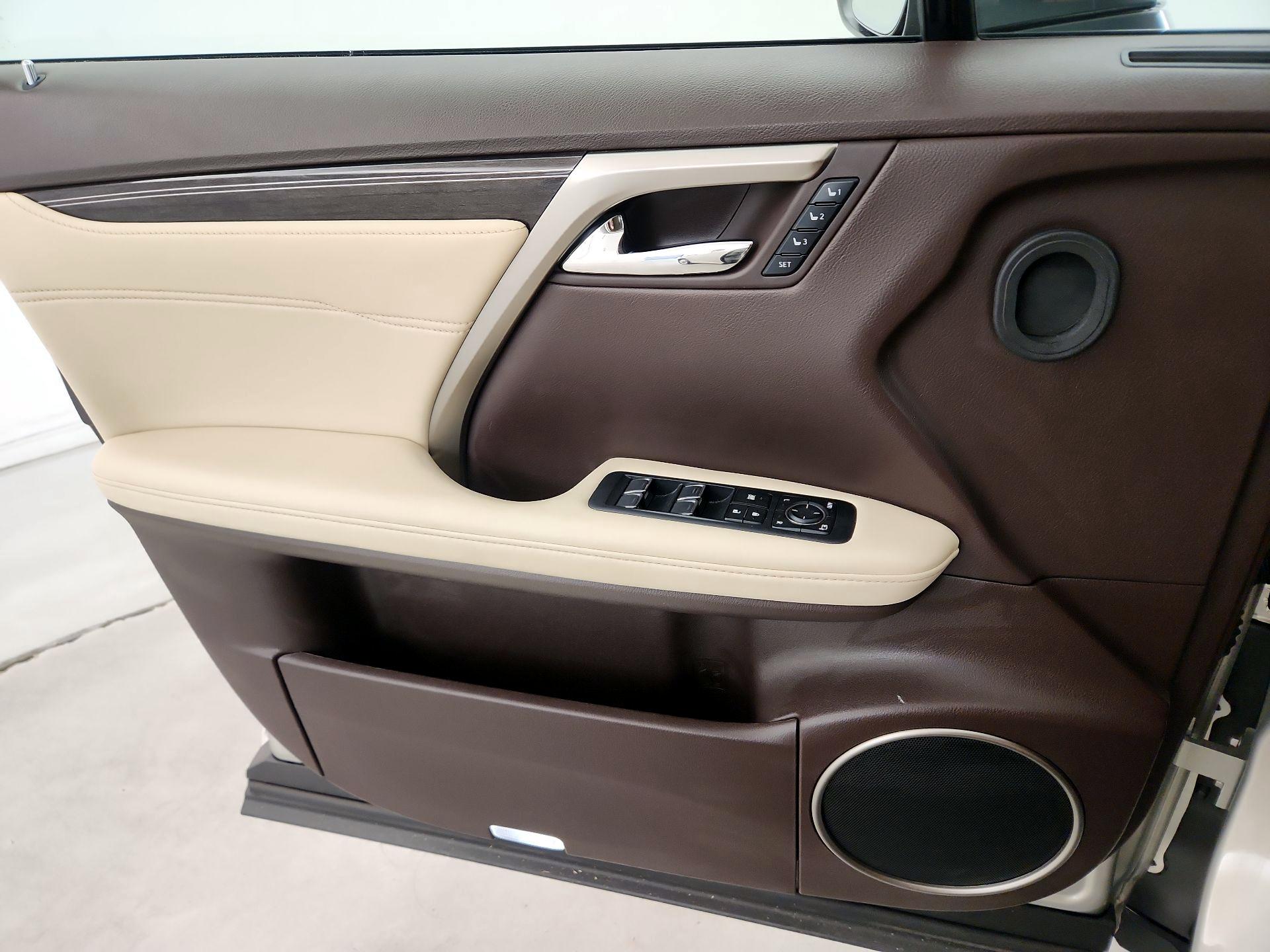 Thumbnail: 2020 Lexus RX - 12