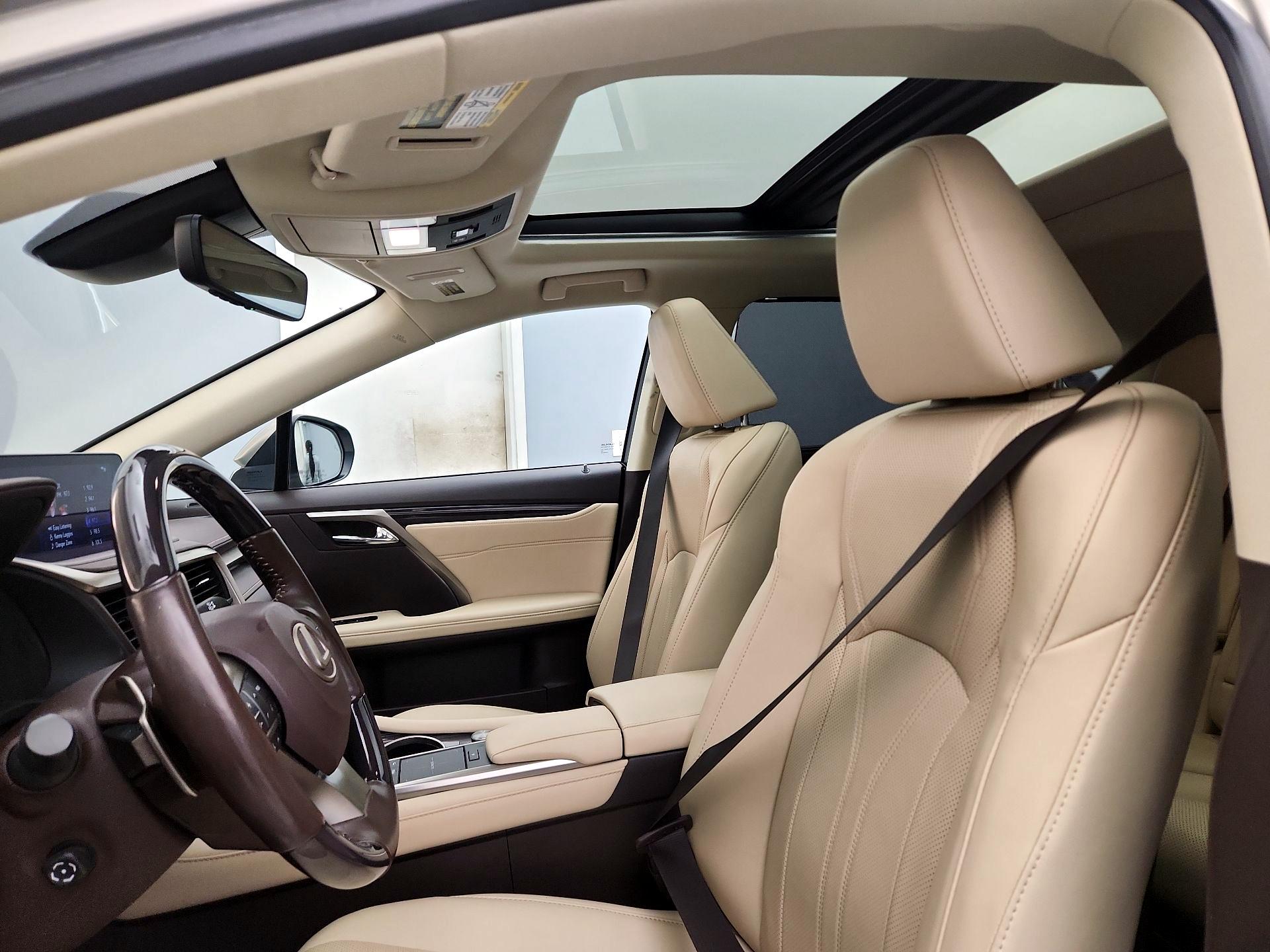 Thumbnail: 2020 Lexus RX - 20