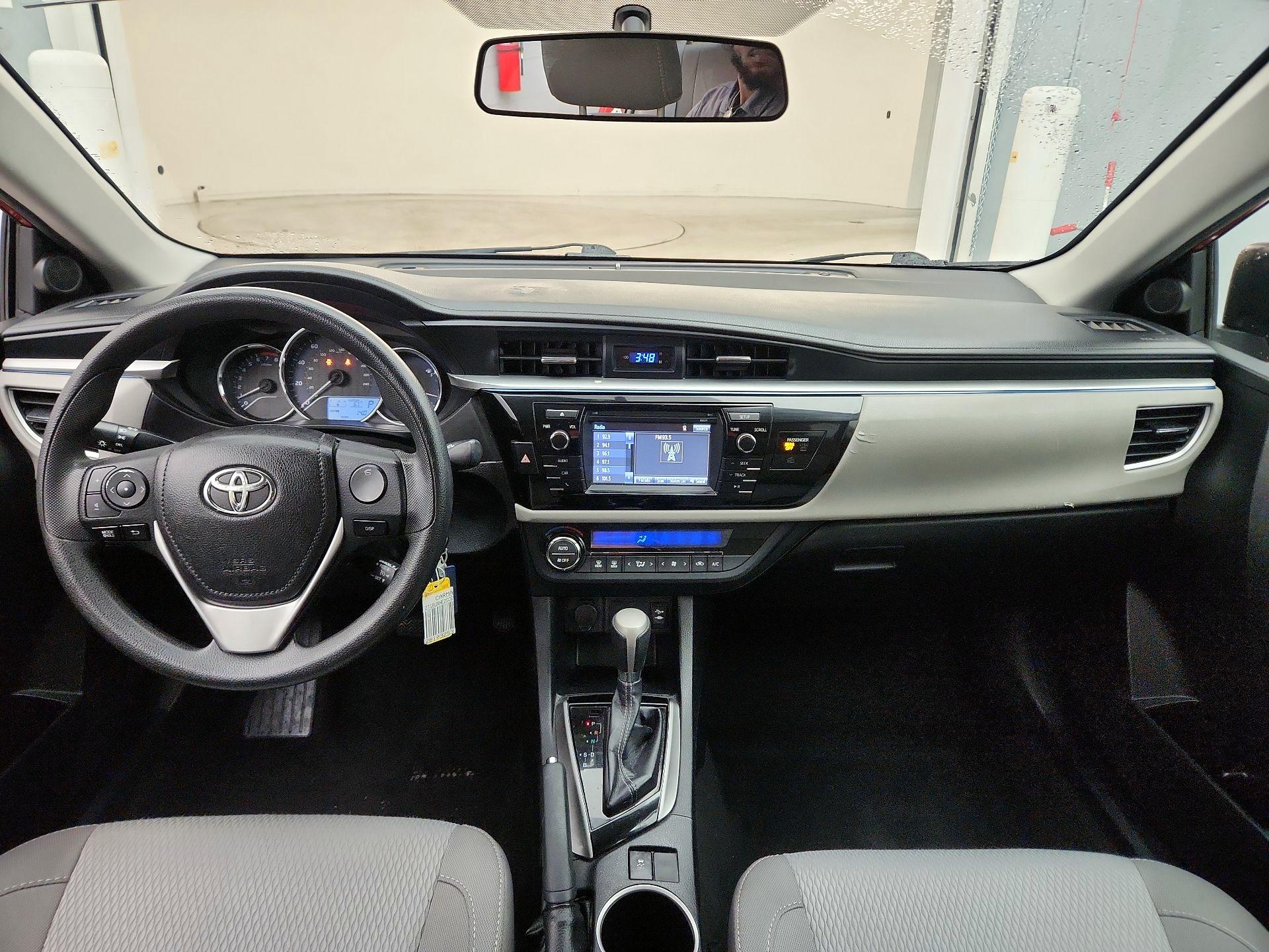 Thumbnail: 2016 Toyota Corolla - 9