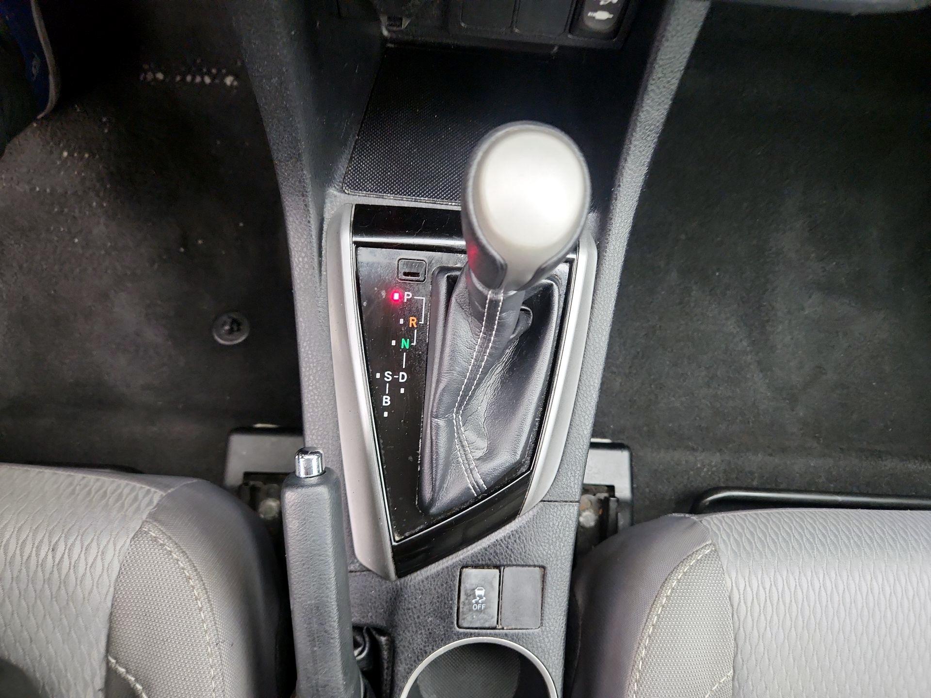 Thumbnail: 2016 Toyota Corolla - 17